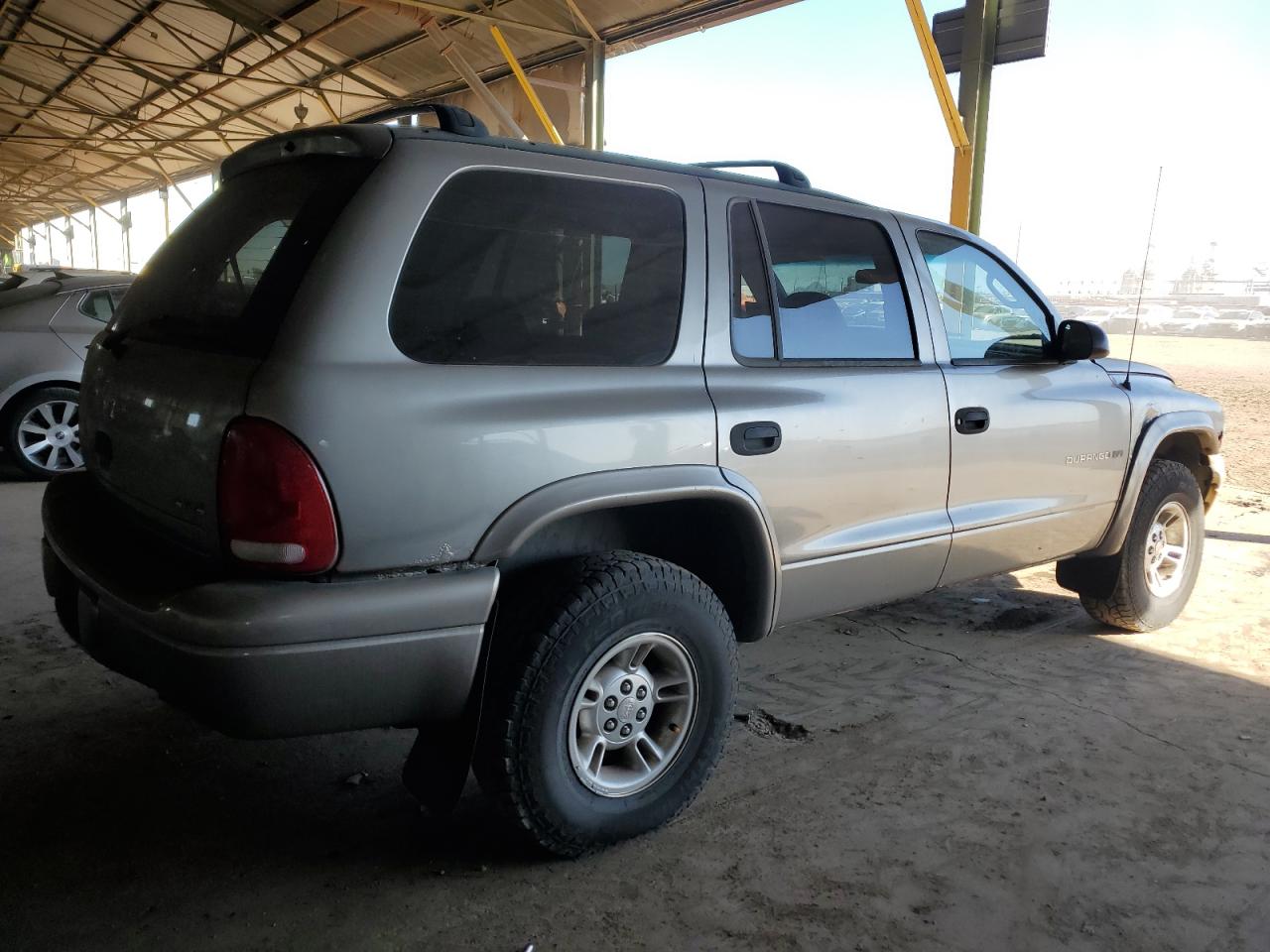 1999 Dodge Durango - Image 3