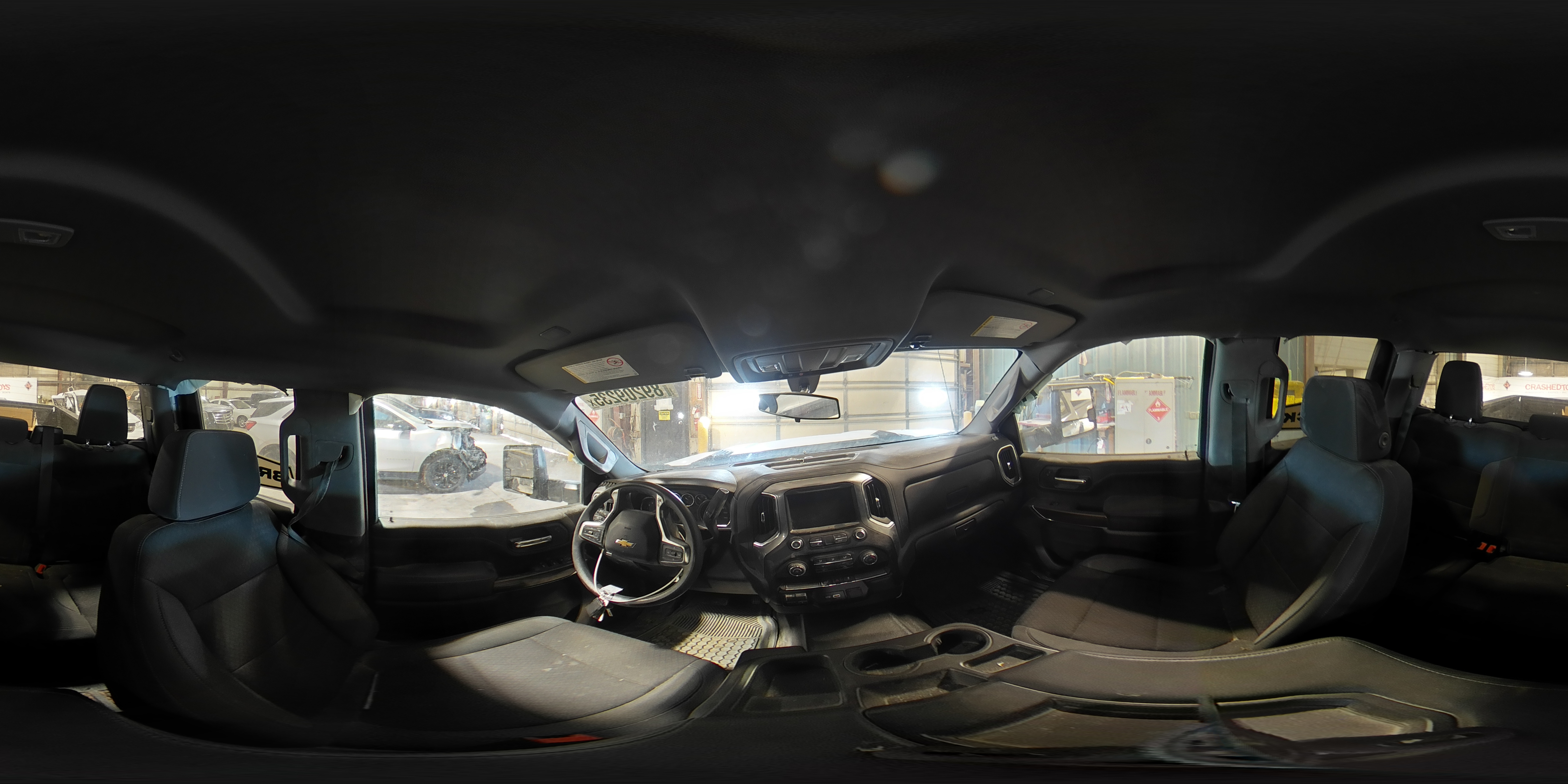 2022 Chevrolet Silverado - Image 13