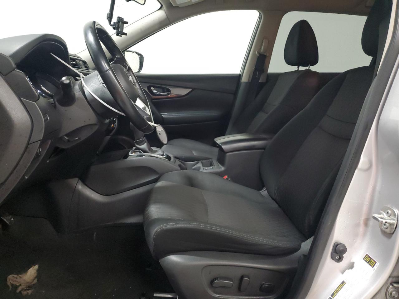 2019 Nissan Rogue - Image 7