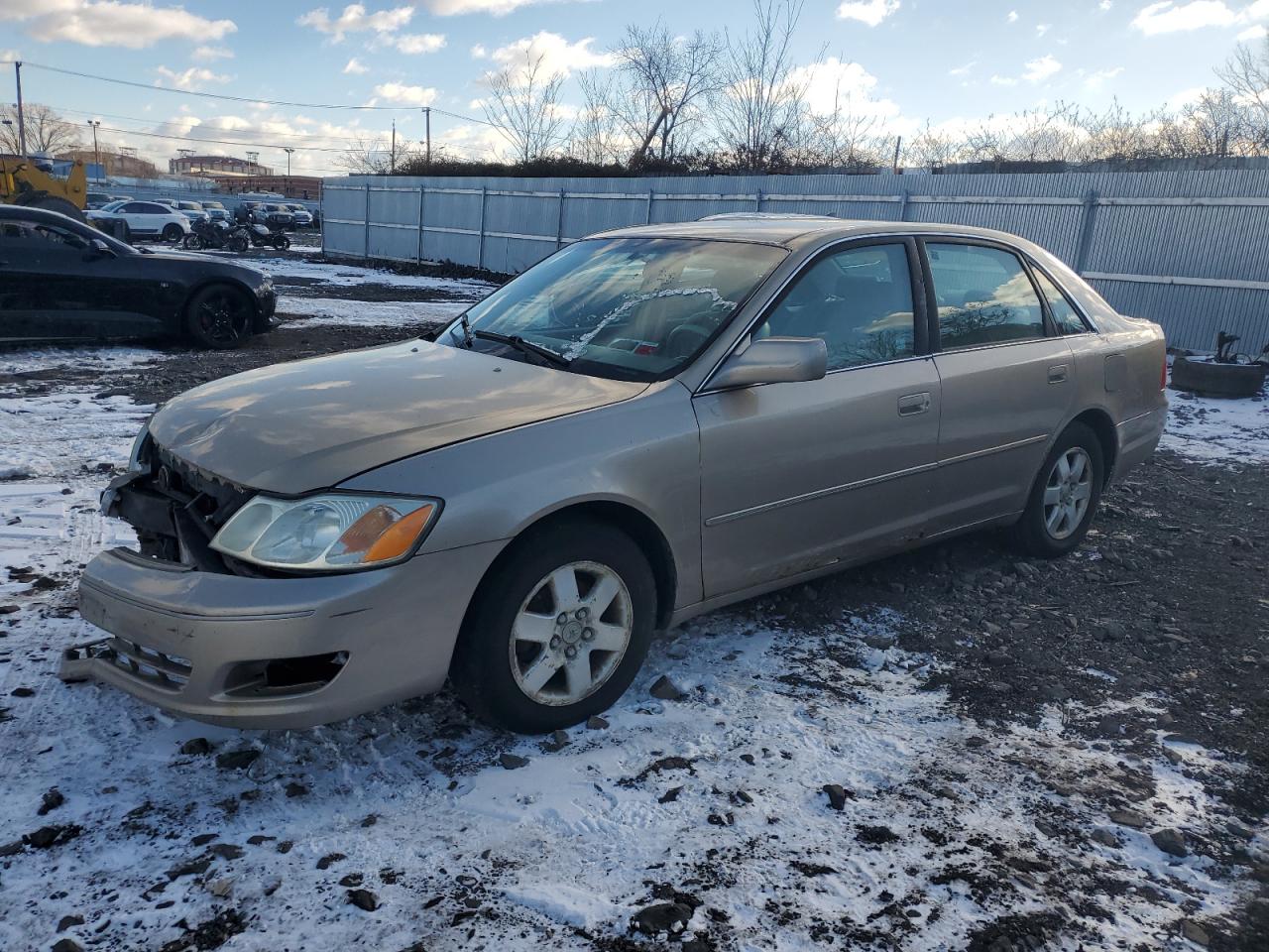2001 Toyota Avalon Xl na sprzedaż w Marlboro, NY - Front End