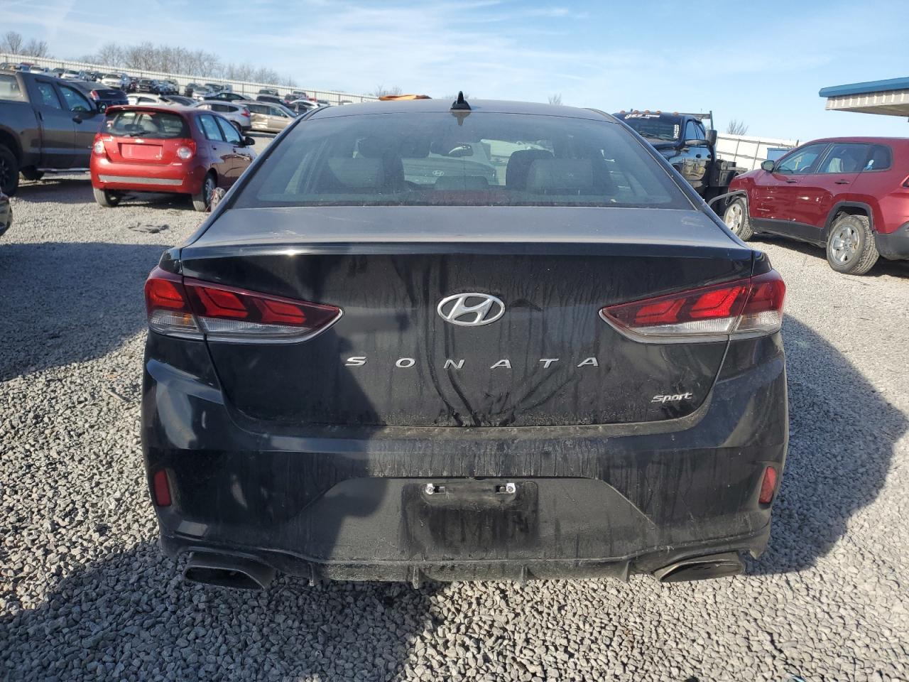 2019 Hyundai Sonata - Image 6