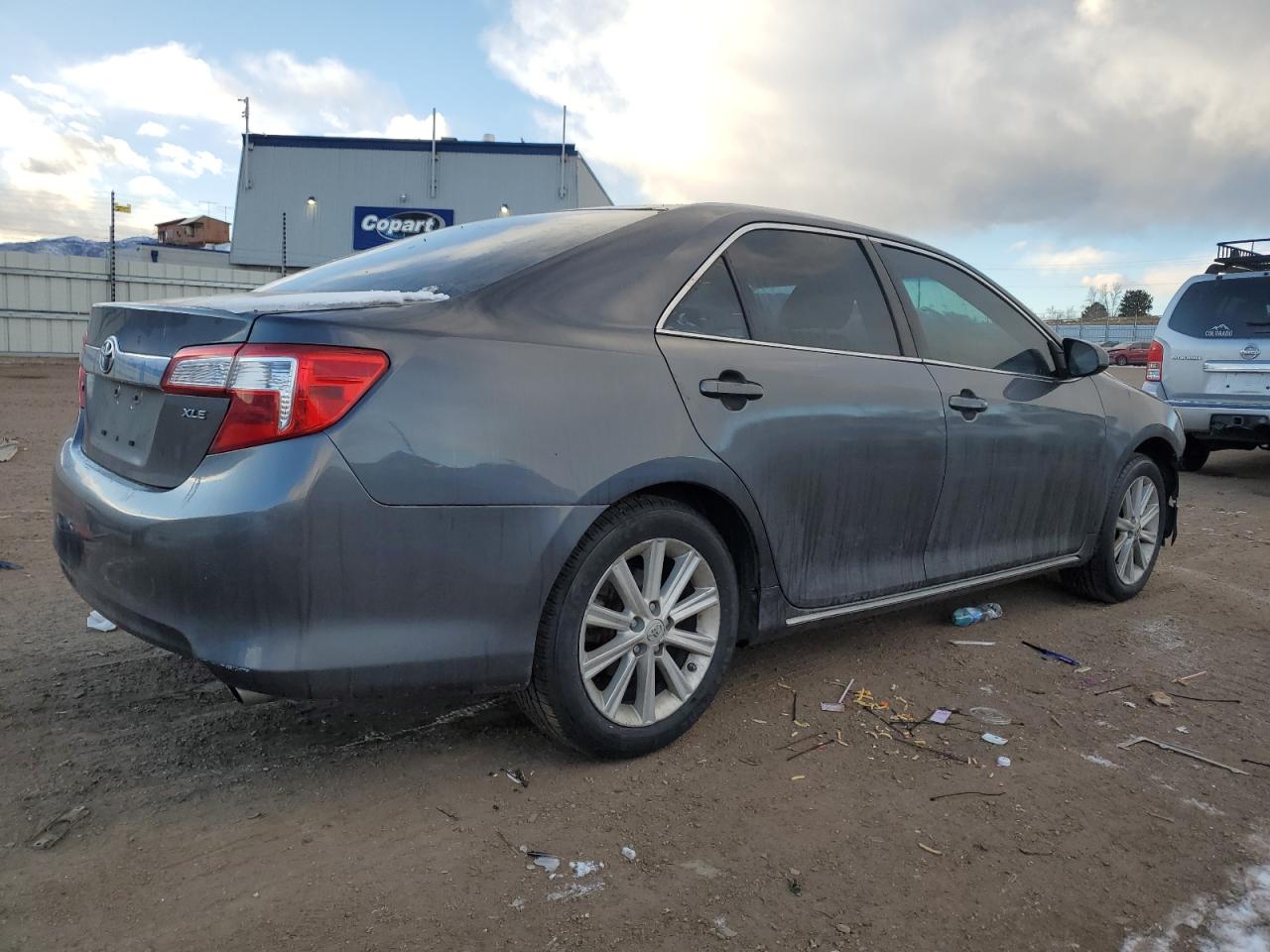 2014 Toyota Camry - Image 3