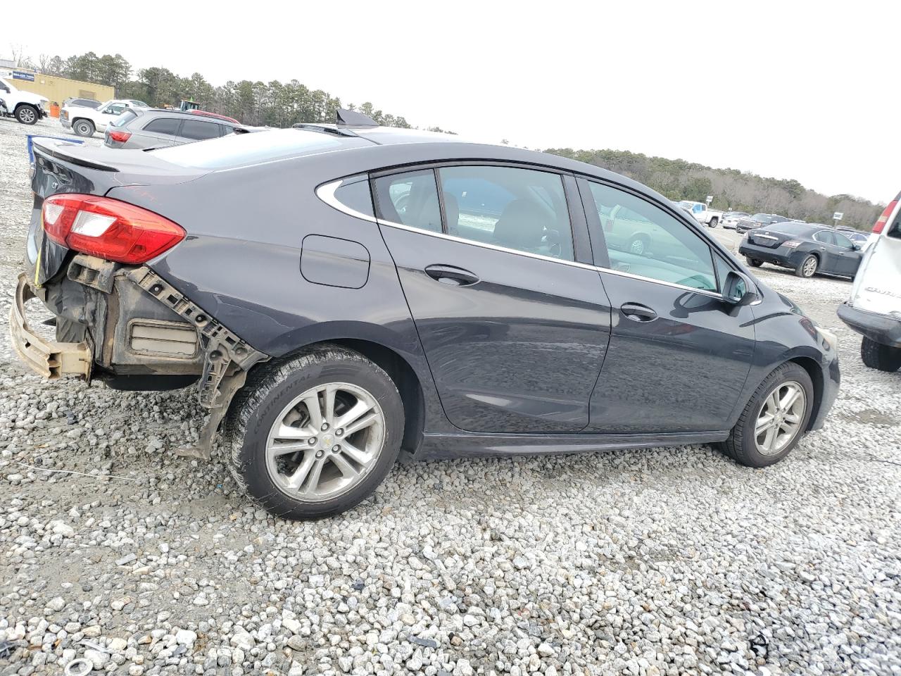 2016 Chevrolet Cruze - Image 3
