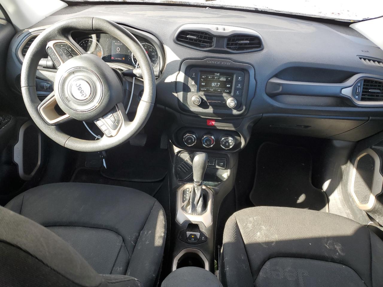 2016 Jeep Renegade - Image 8