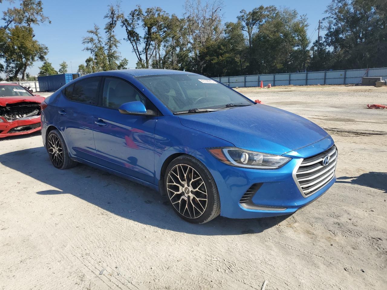 2018 Hyundai Elantra - Image 4