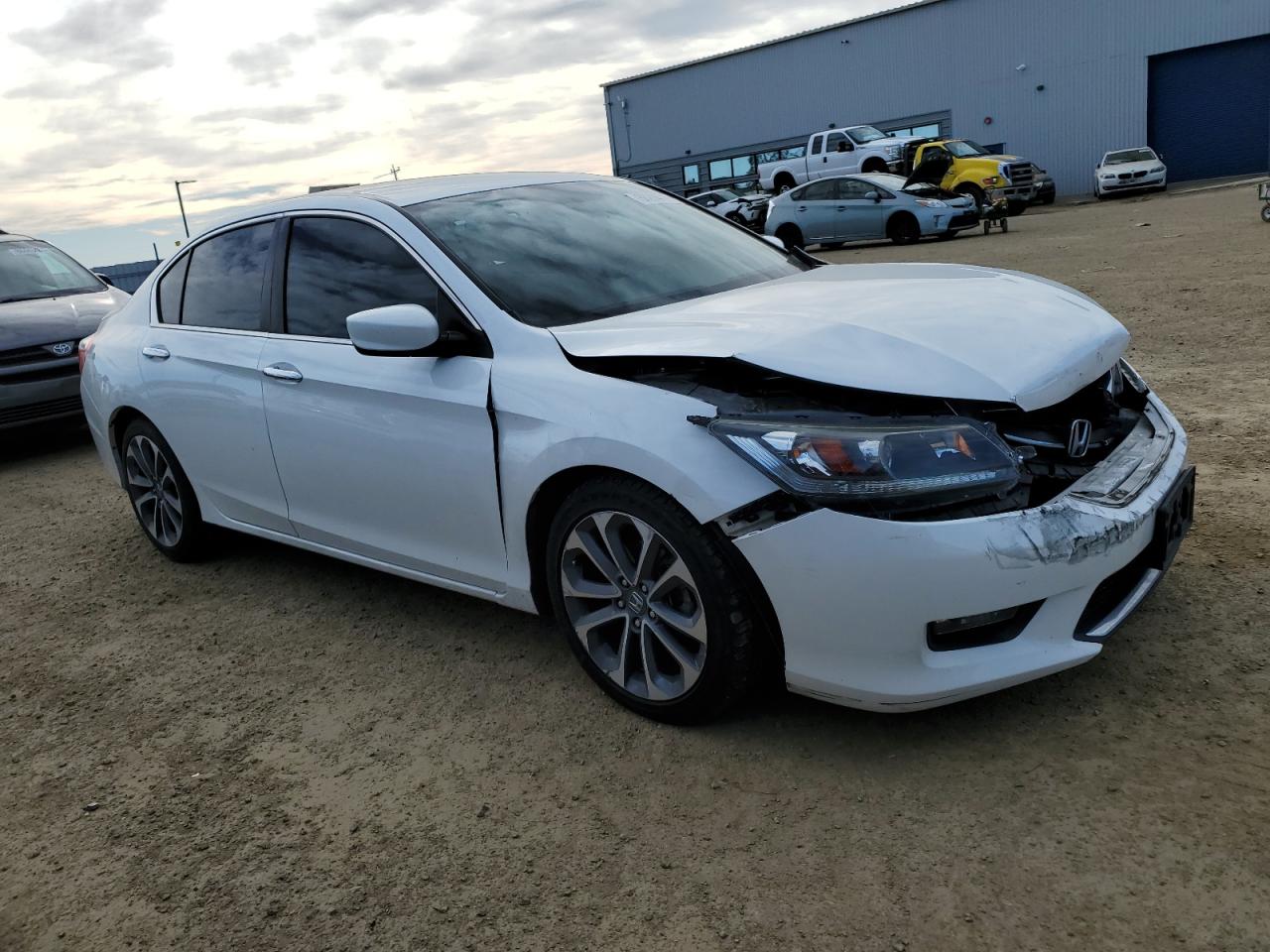 VIN 1HGCR2F56FA247187 2015 HONDA ACCORD no.4