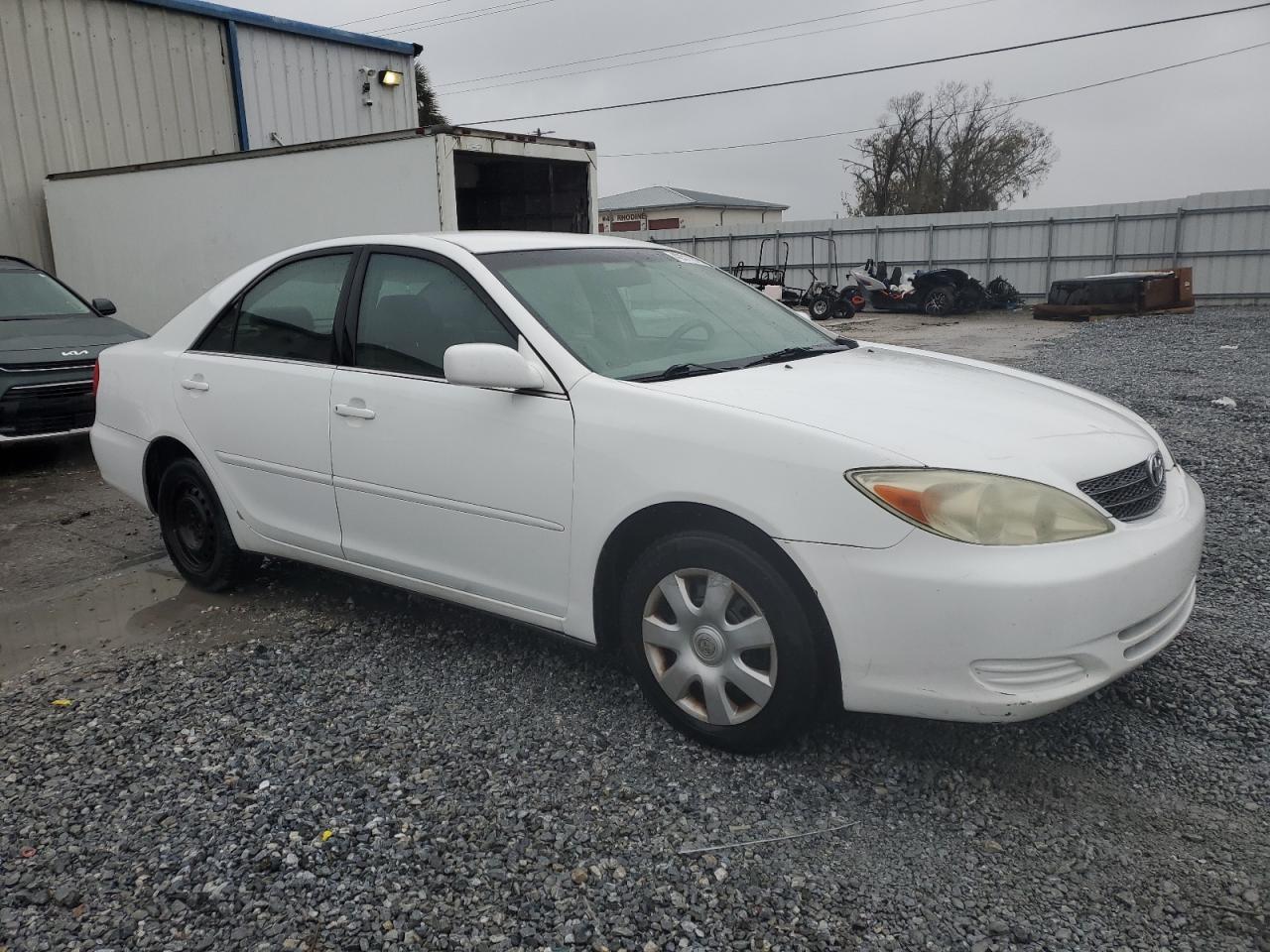2004 Toyota Camry - Image 4