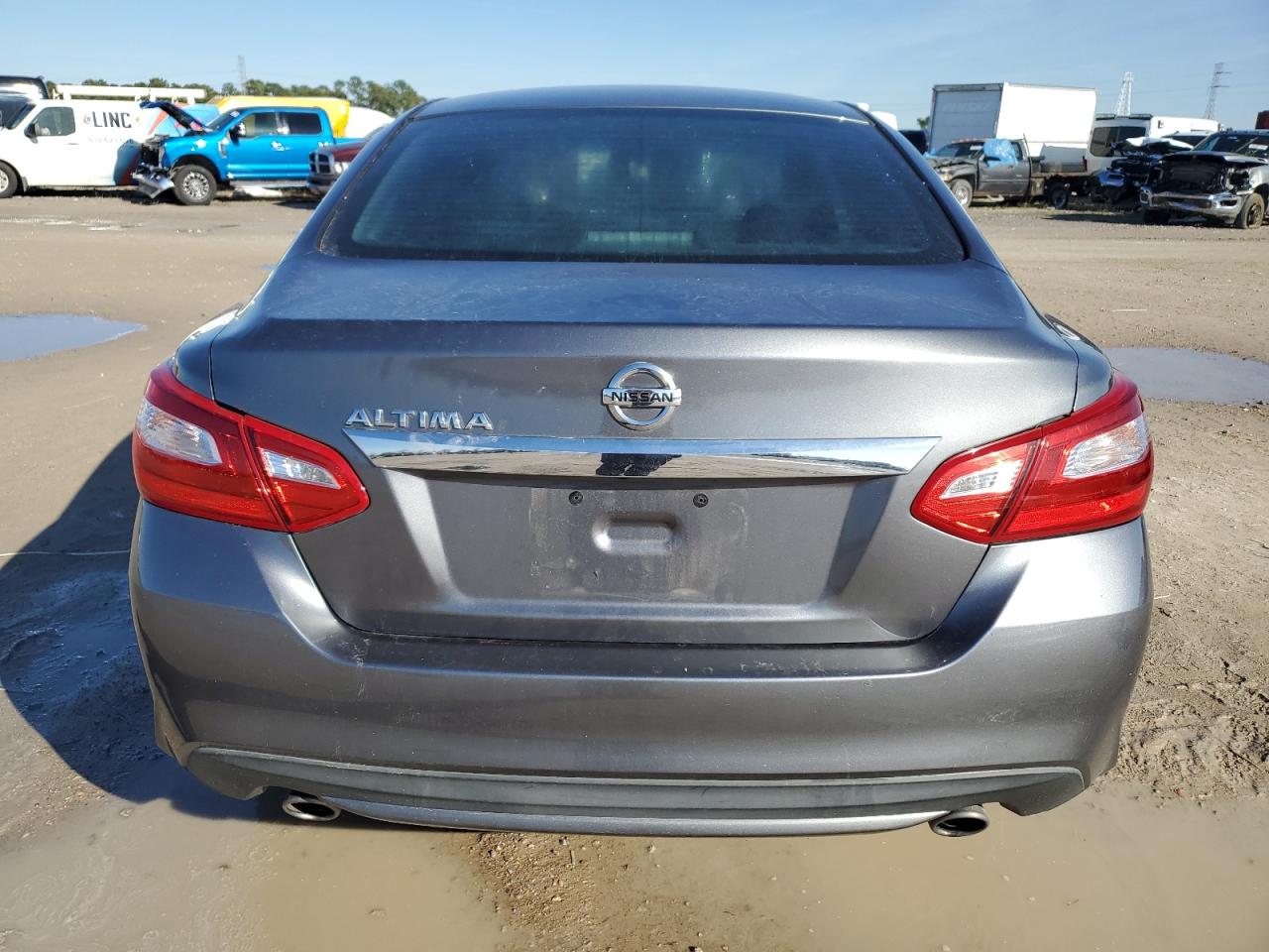 2016 Nissan Altima - Image 6