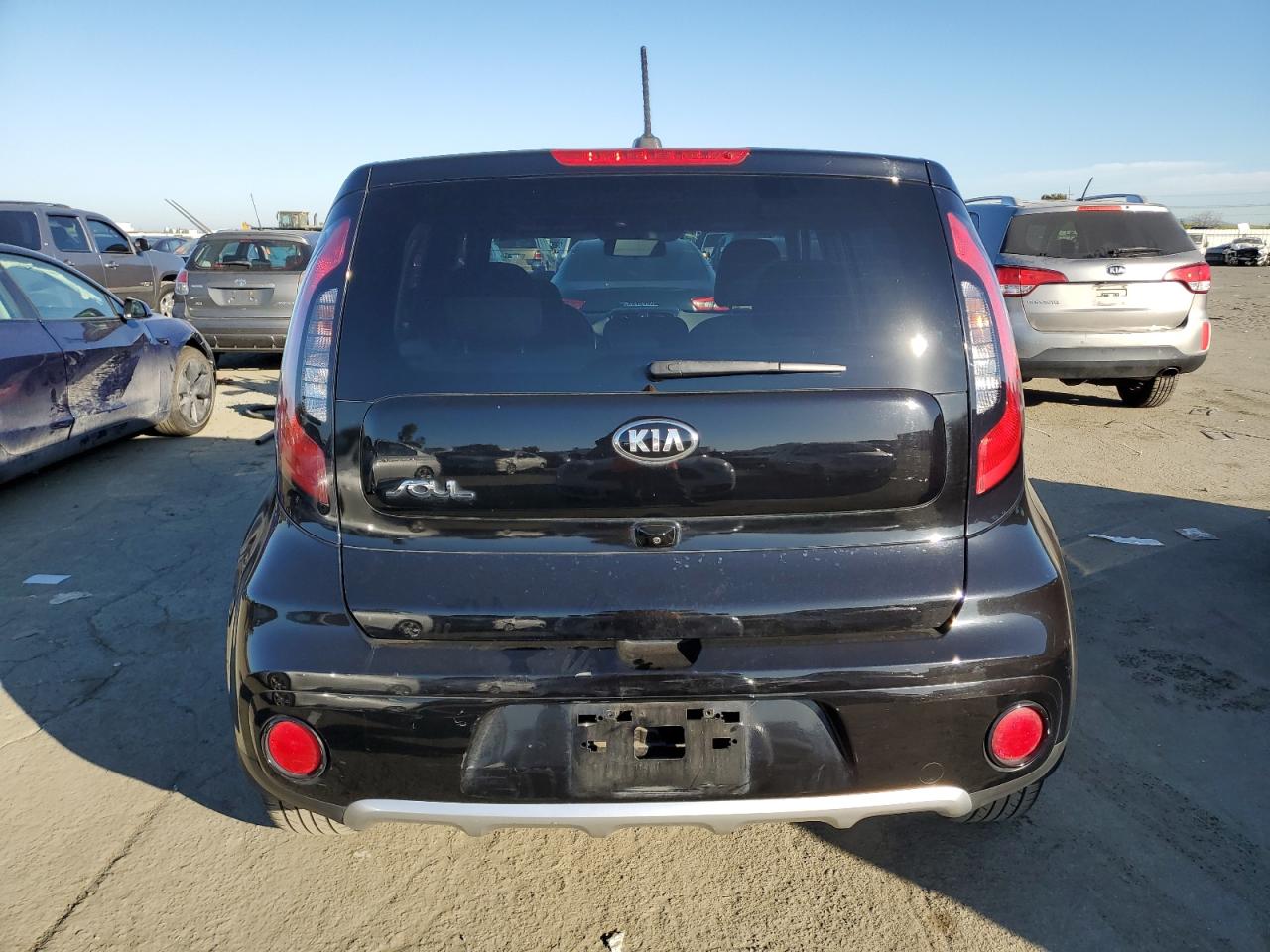 2017 Kia Soul - Image 6