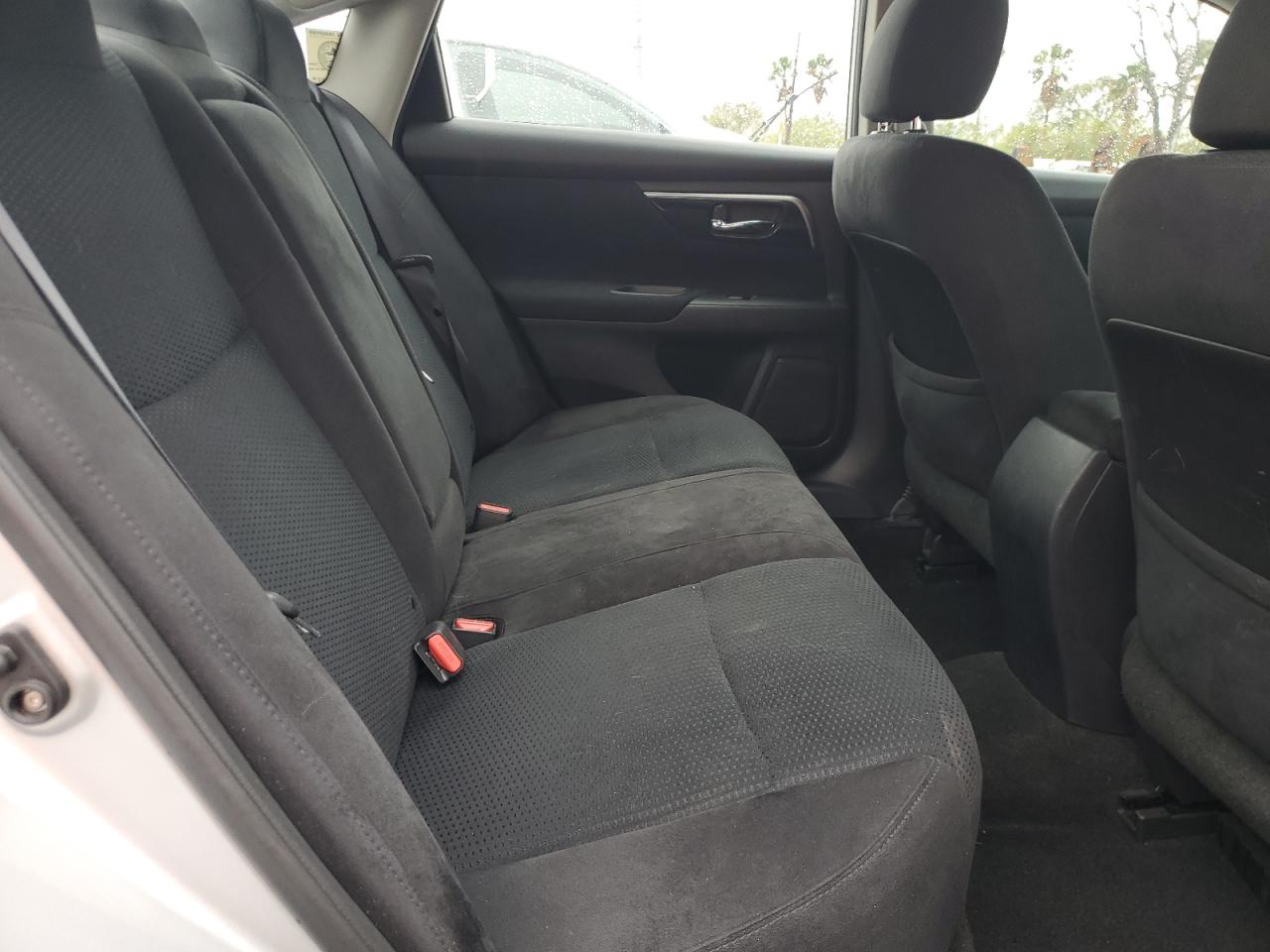 2014 Nissan Altima - Image 10