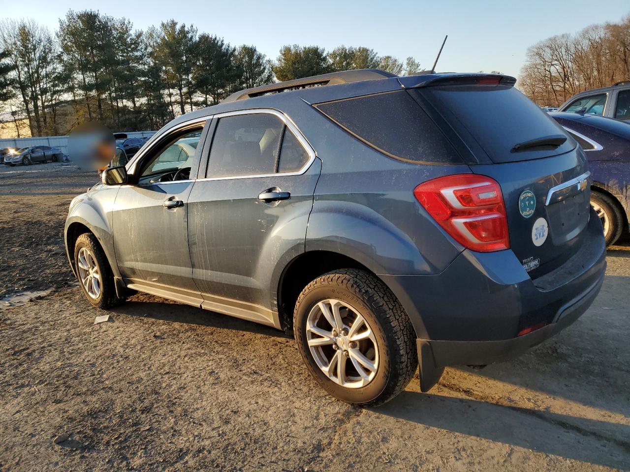 2016 Chevrolet Equinox - Image 2