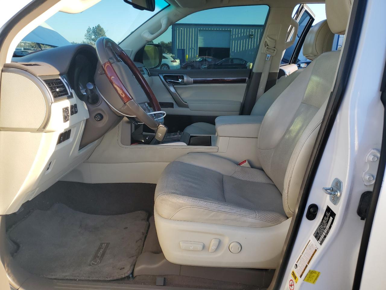 2011 Lexus GX - Image 7