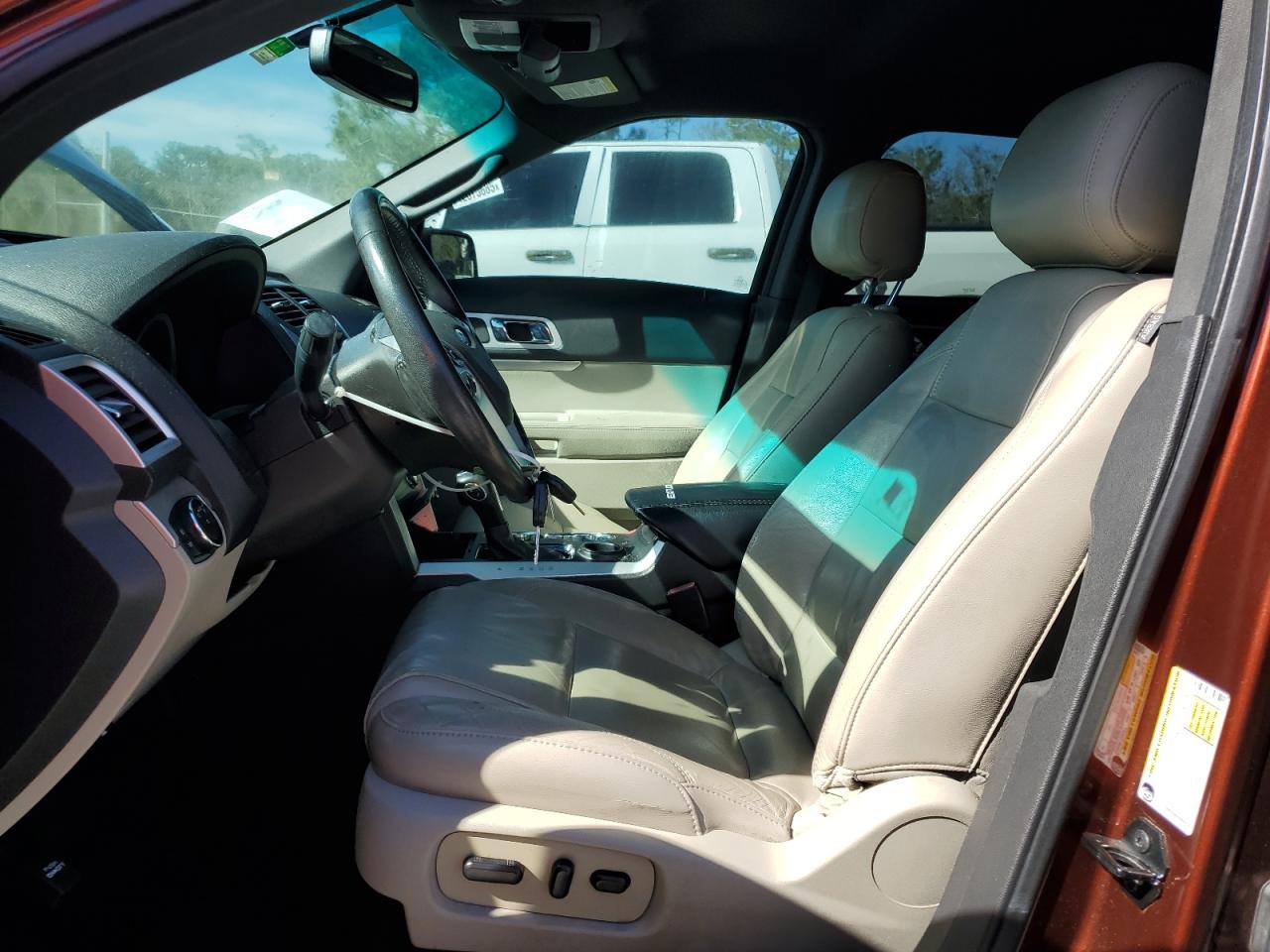 2015 Ford Explorer - Image 7