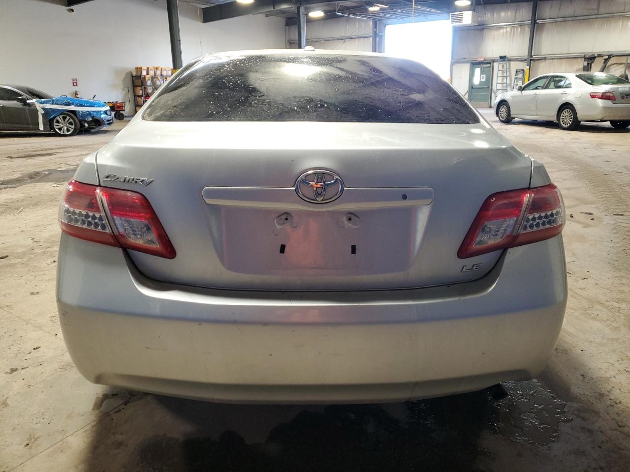 2011 Toyota Camry - Image 6