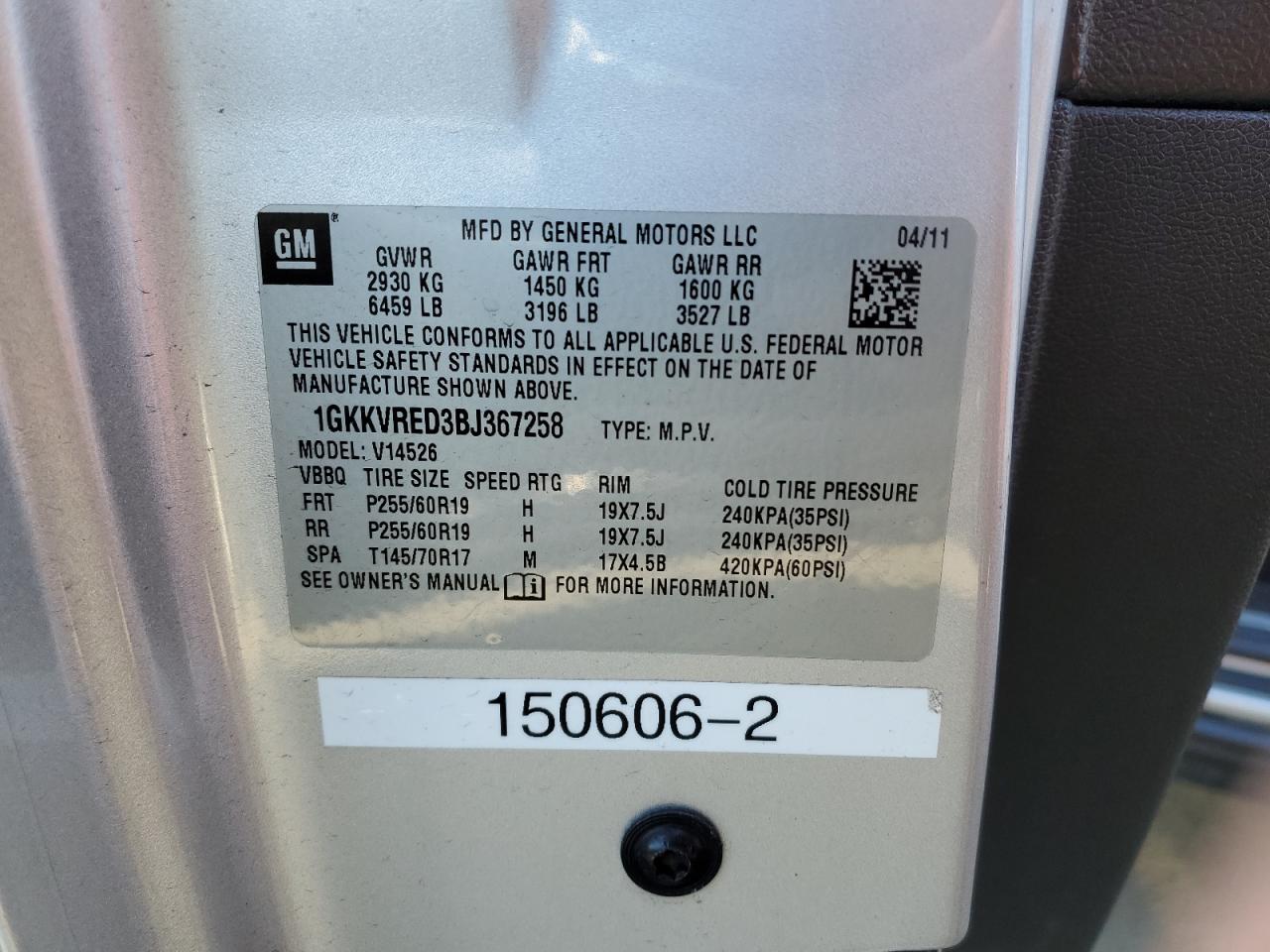 2011 GMC Acadia - Image 13