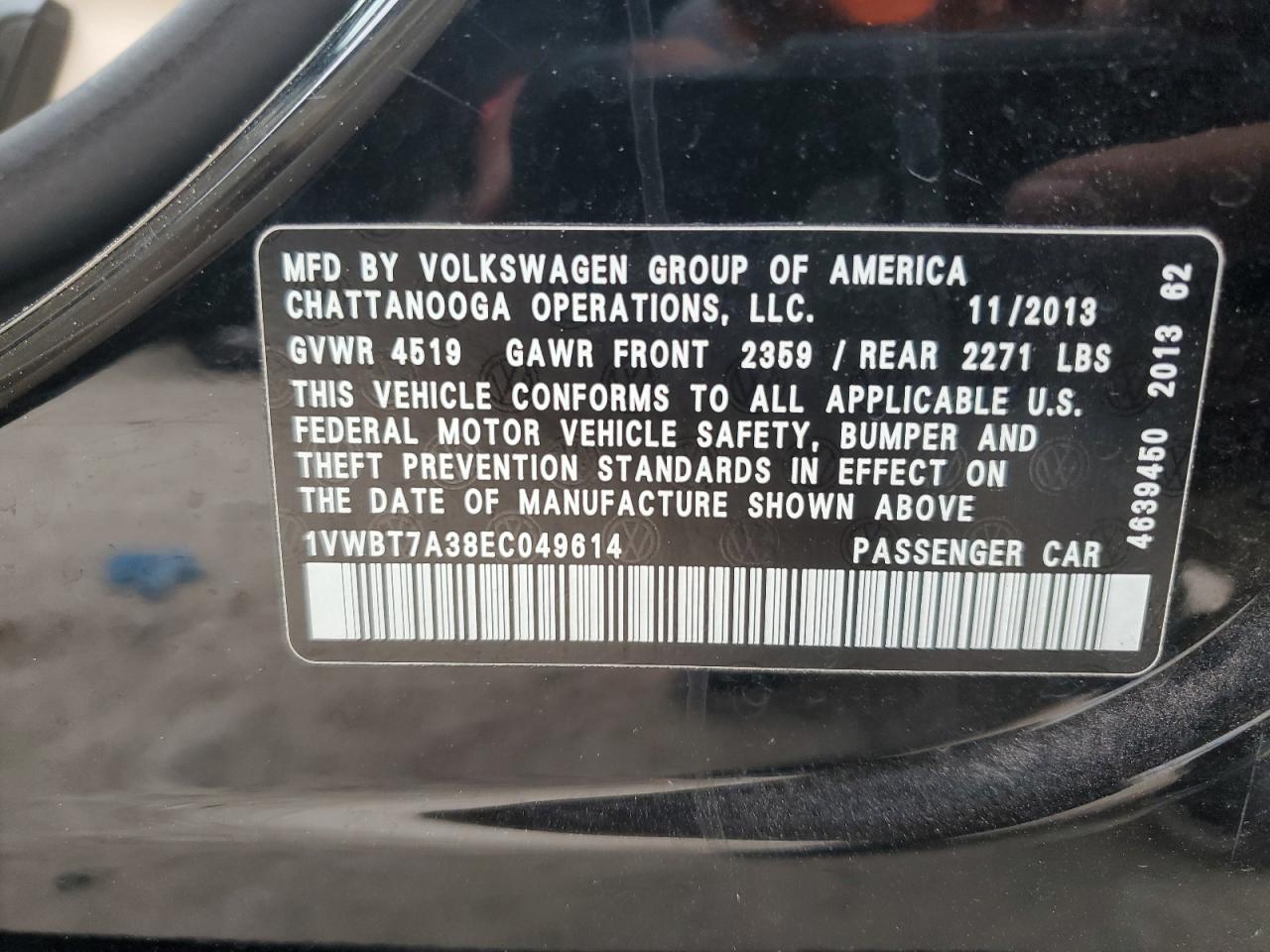 2014 Volkswagen Passat - Image 13