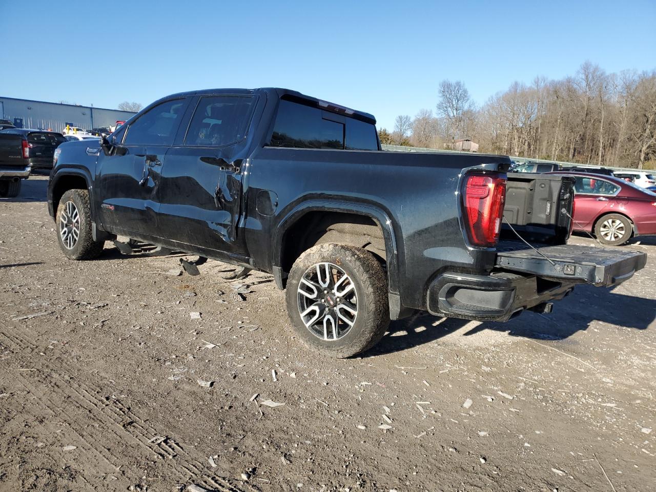 2019 GMC Sierra - Image 2