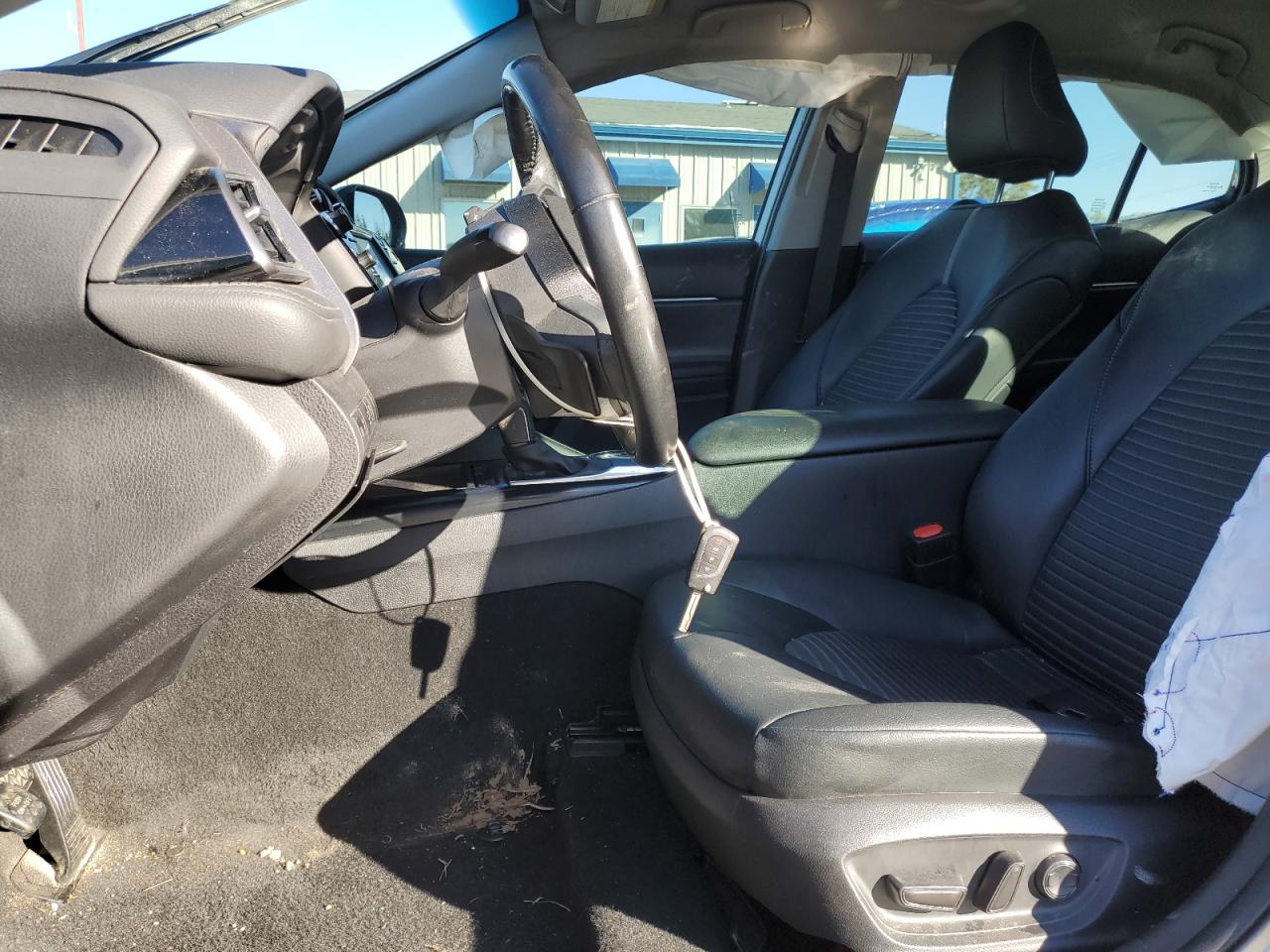 2020 Toyota Camry - Image 7