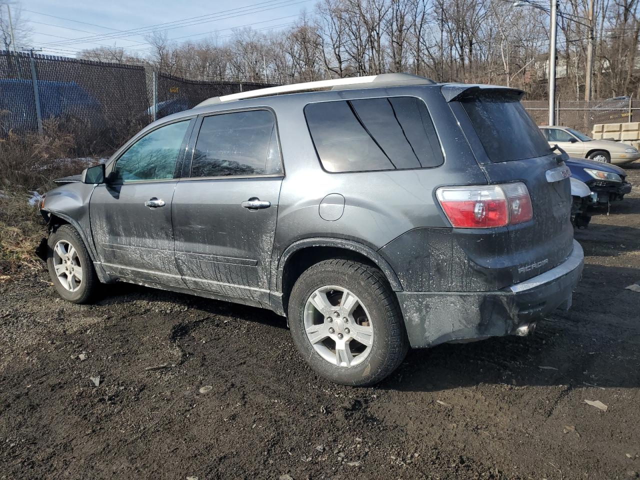 2012 GMC Acadia - Image 2