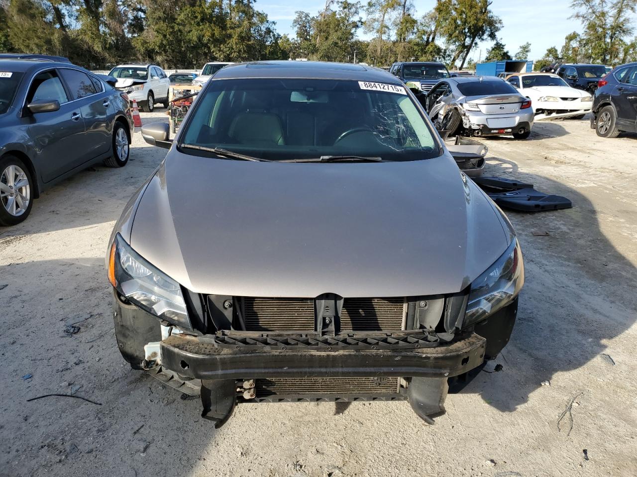 2015 Volkswagen Passat - Image 5