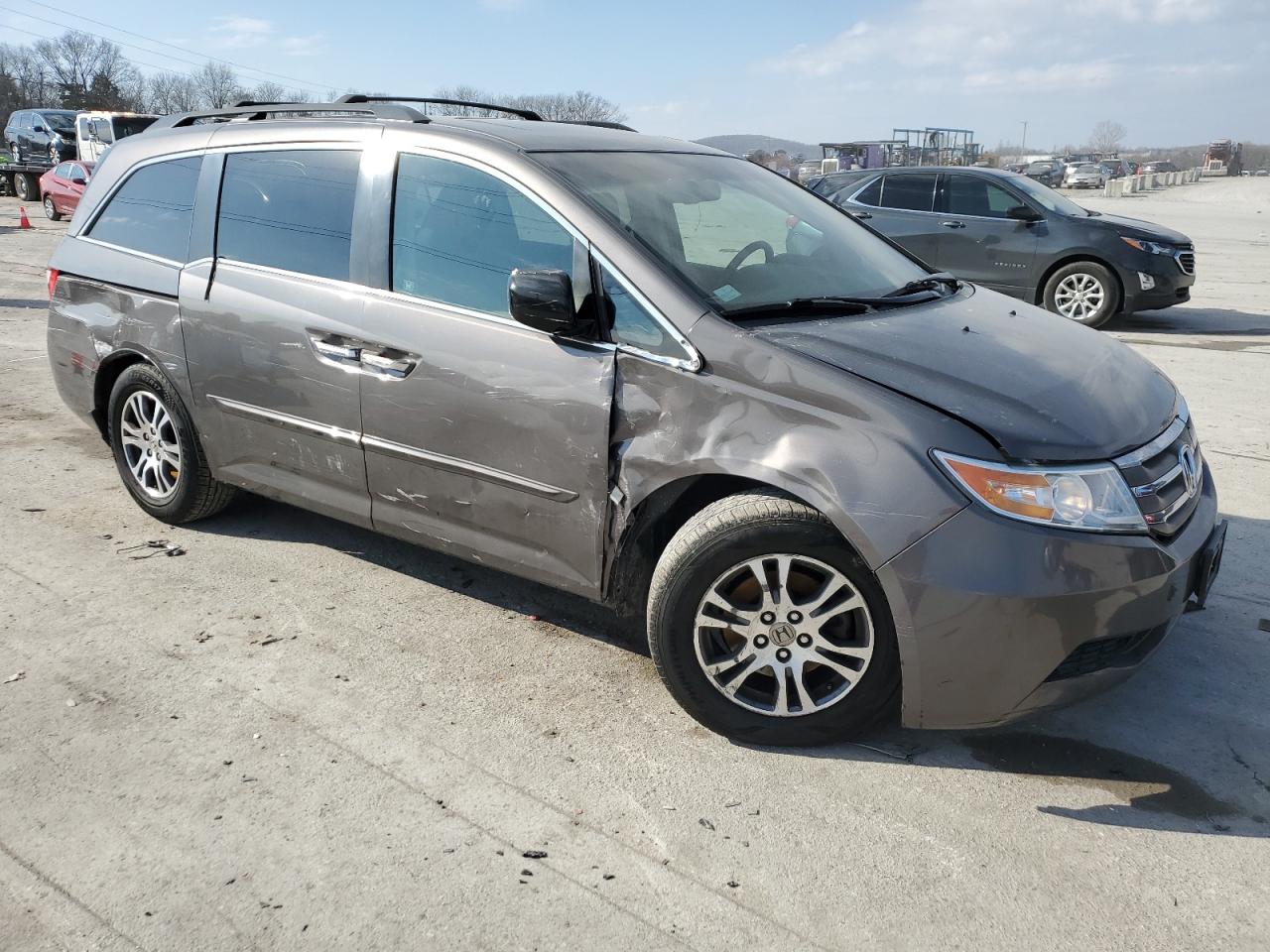 2011 Honda Odyssey - Image 4