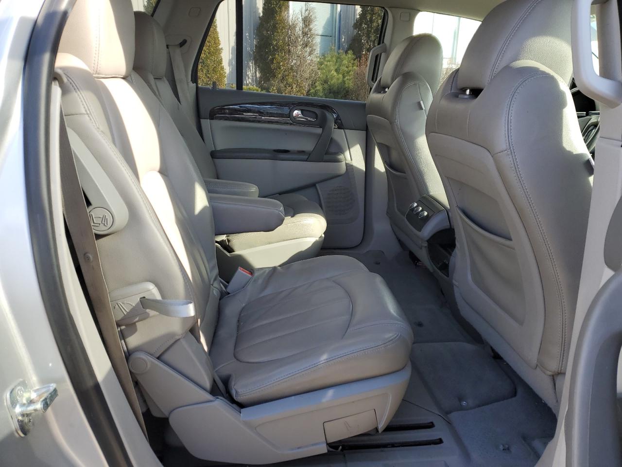 2013 Buick Enclave - Image 11