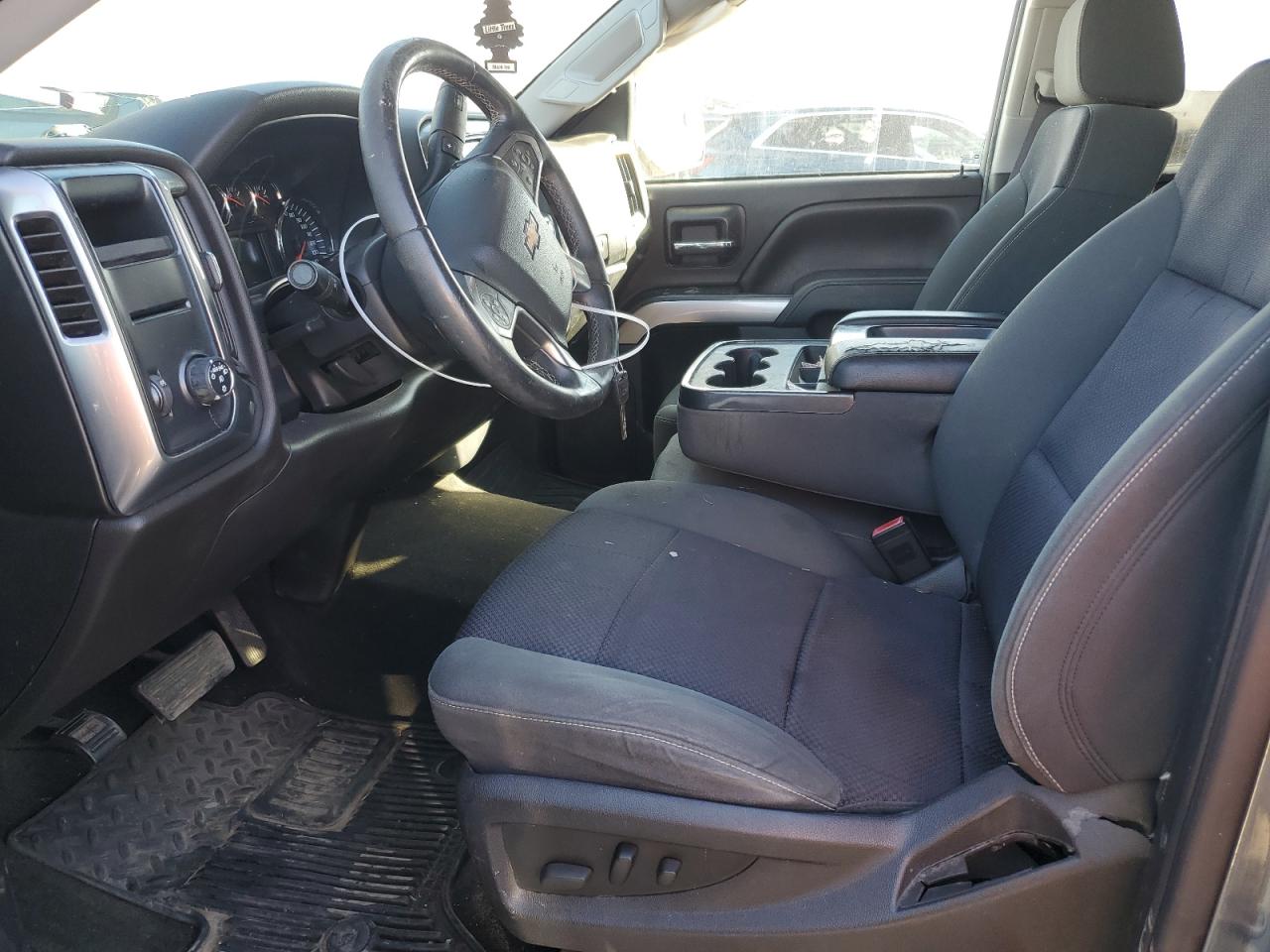2014 Chevrolet Silverado - Image 7