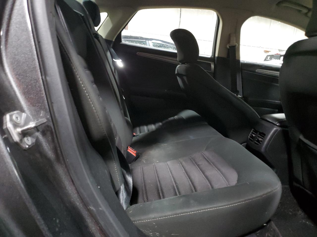 2017 Ford Fusion - Image 10