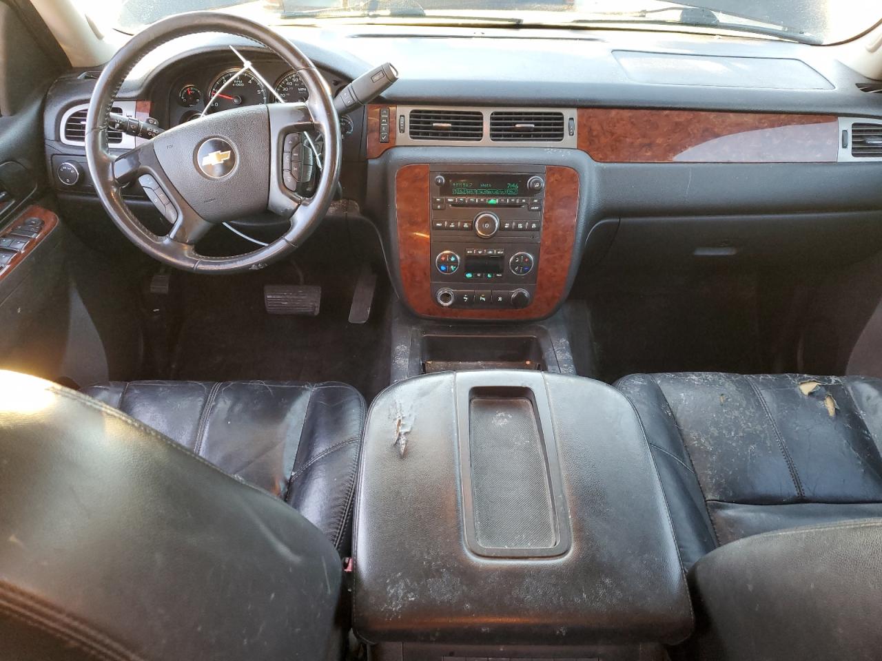 2010 Chevrolet Tahoe - Image 8