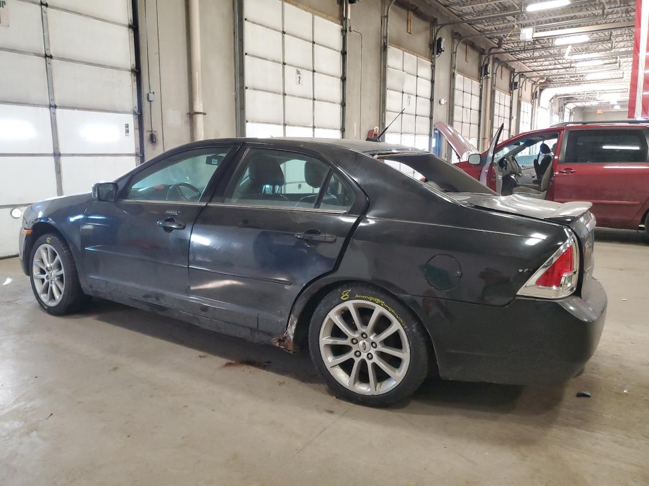 2009 Ford Fusion - Image 2