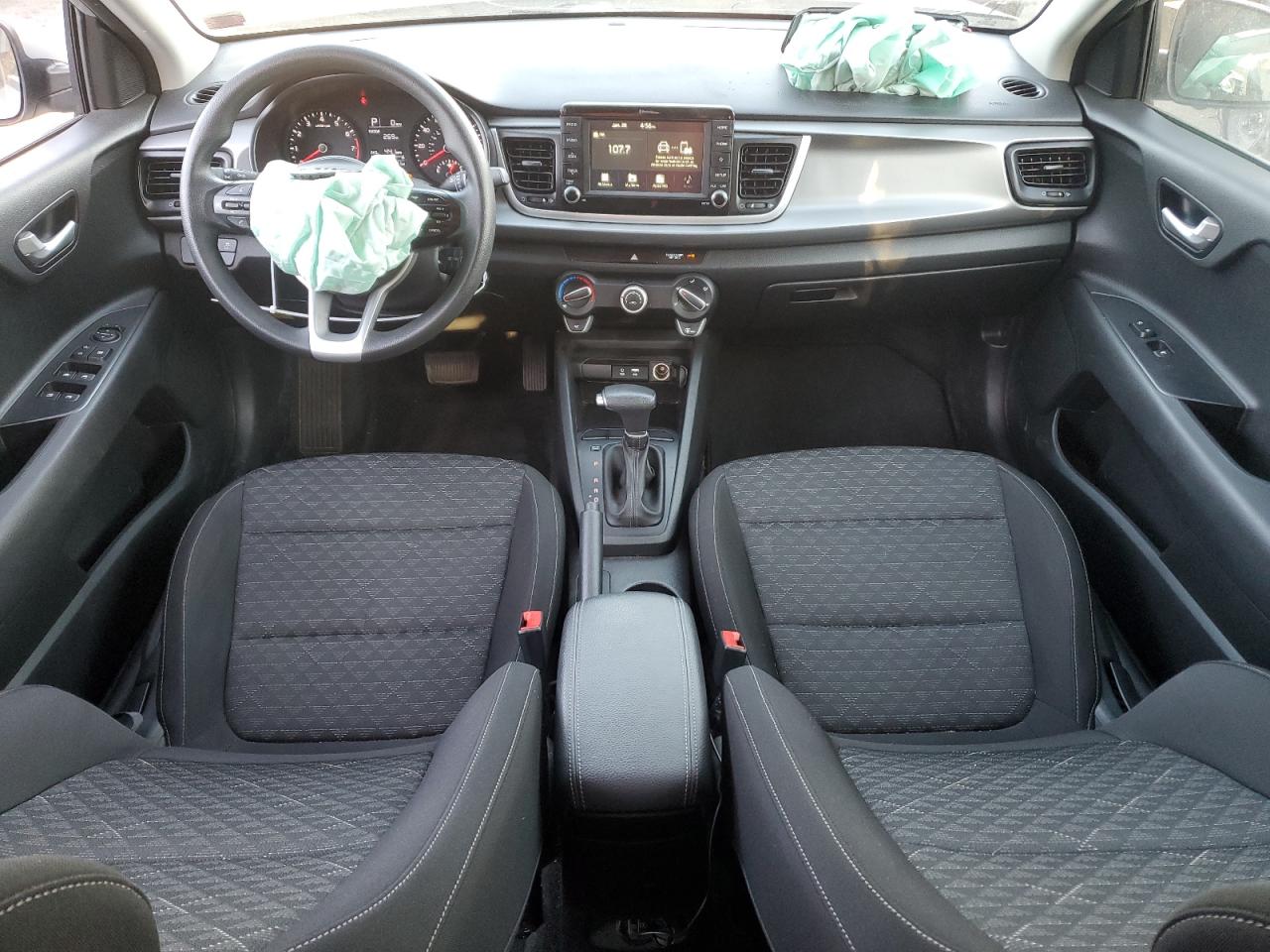 2020 Kia Rio - Image 8