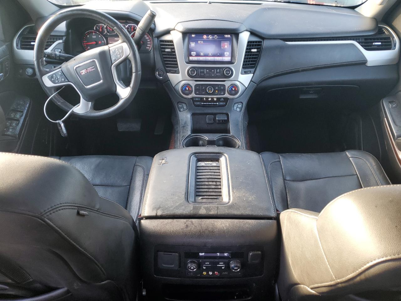 2015 GMC Yukon - Image 8