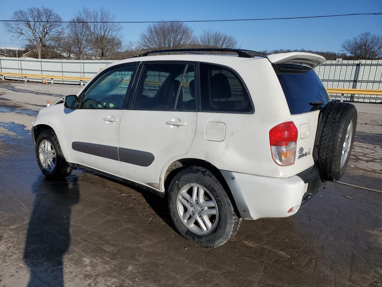2001 Toyota RAV 4 - Image 2