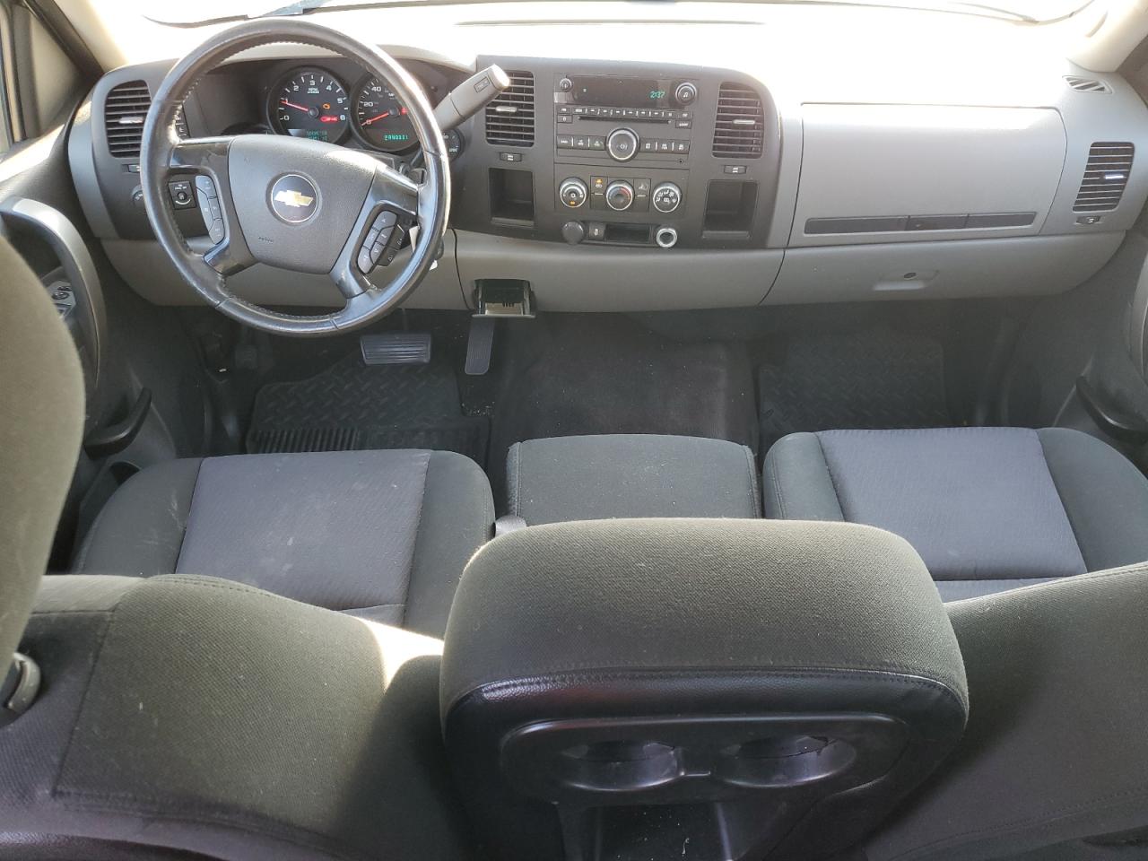 2013 Chevrolet Silverado - Image 8
