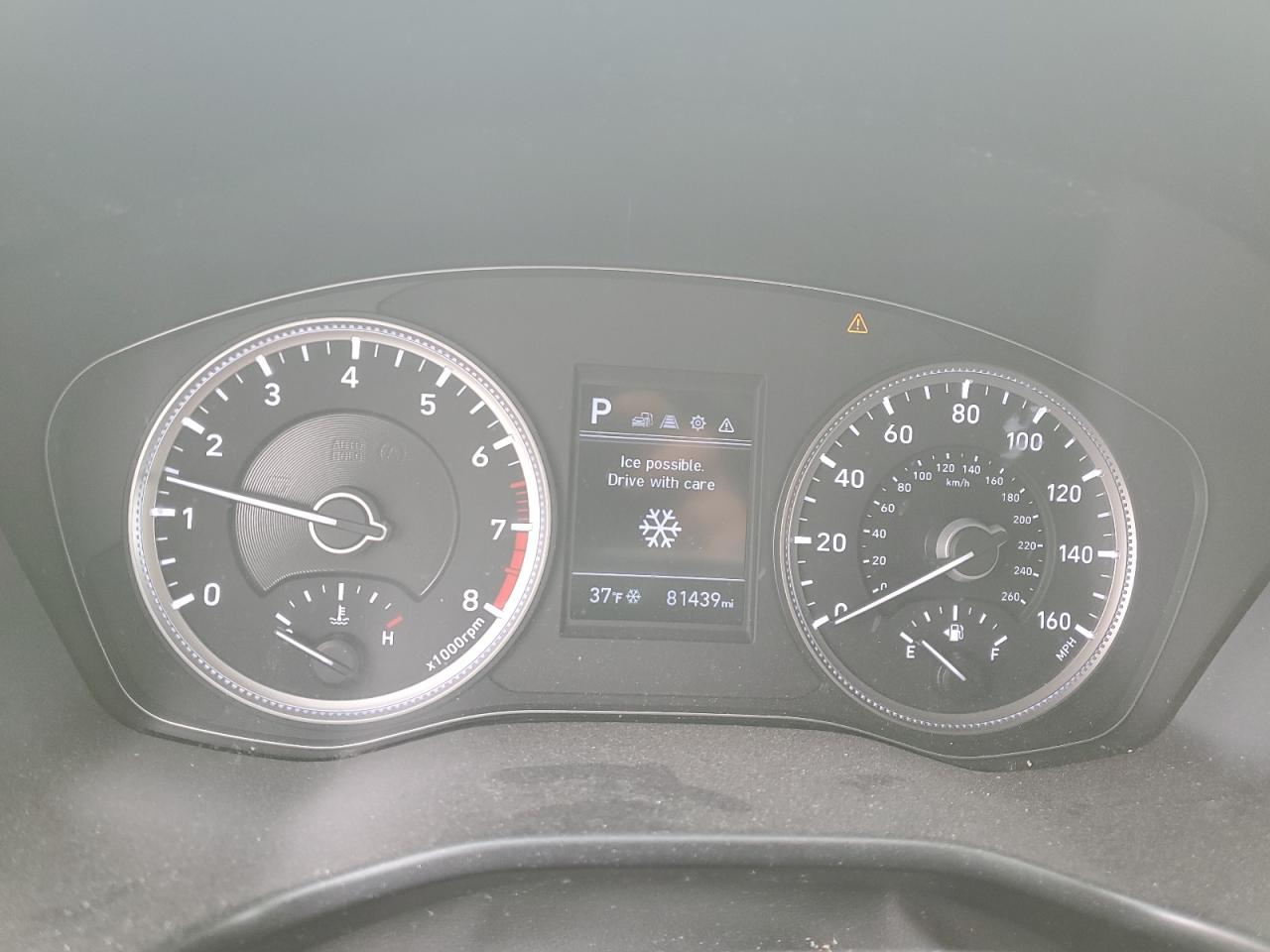 2019 Hyundai Santa Fe - Image 9