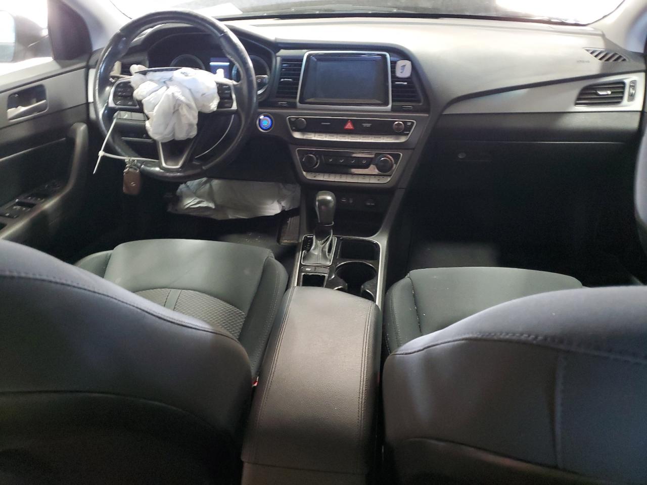 2018 Hyundai Sonata - Image 8