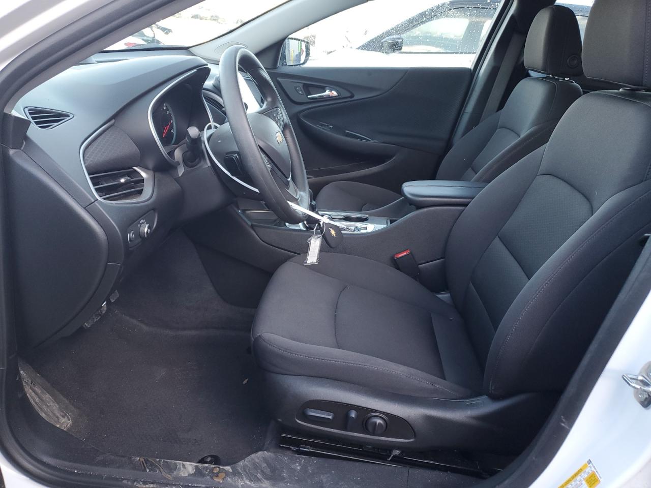 2023 Chevrolet Malibu - Image 7