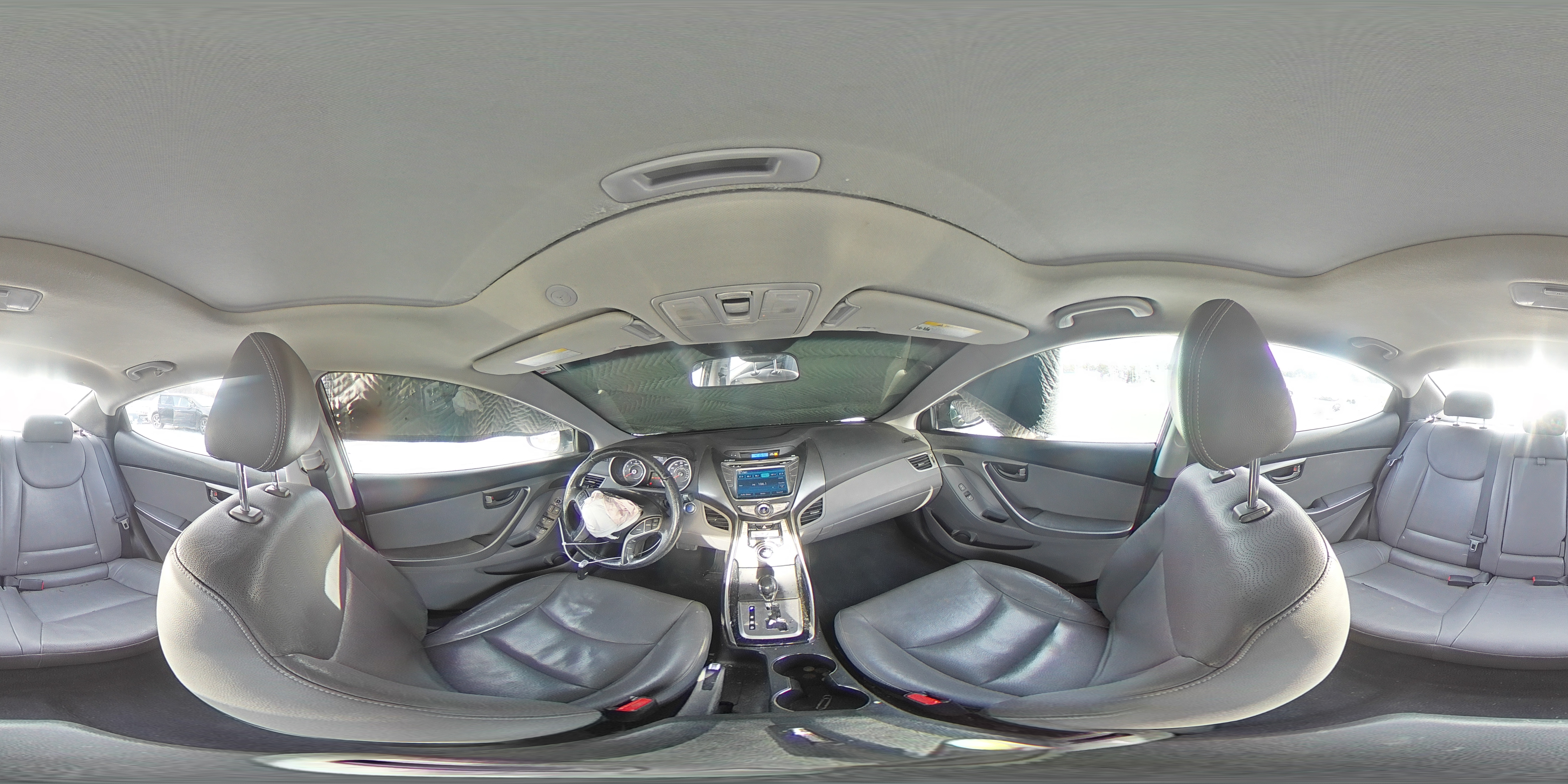 2013 Hyundai Elantra - Image 12