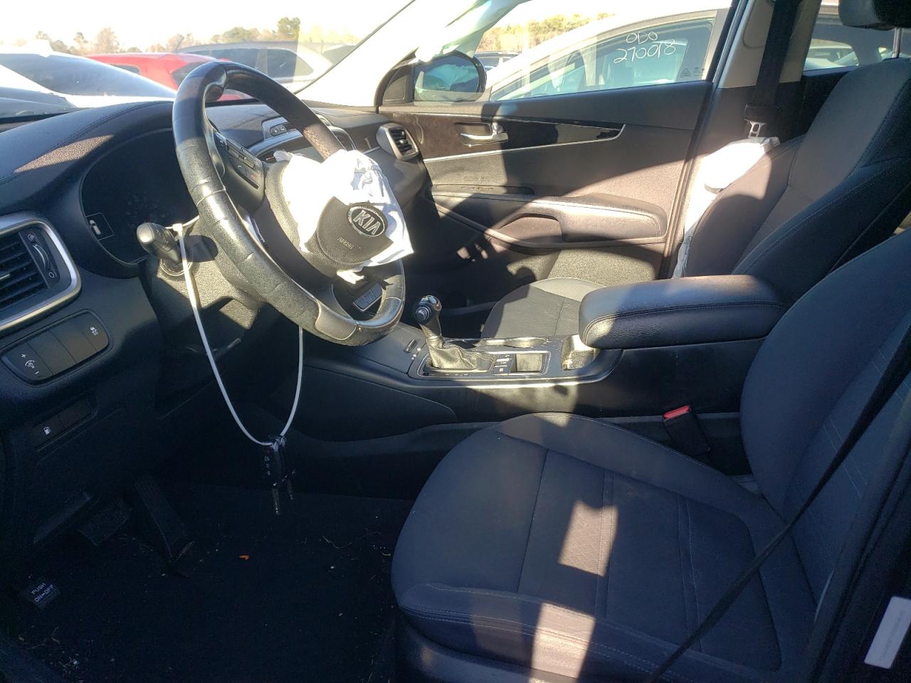 2018 Kia Sorento - Image 7