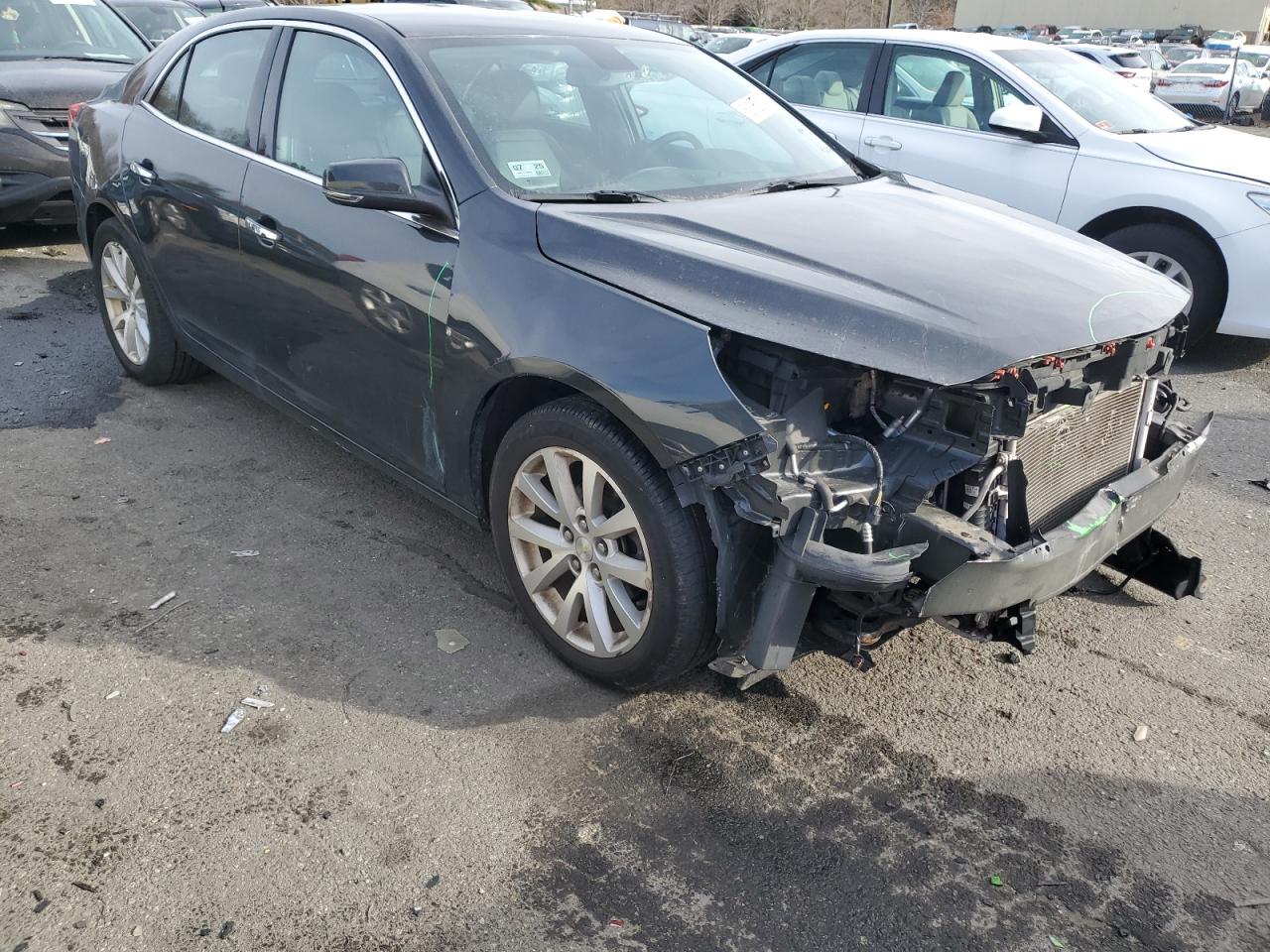 2015 Chevrolet Malibu - Image 4