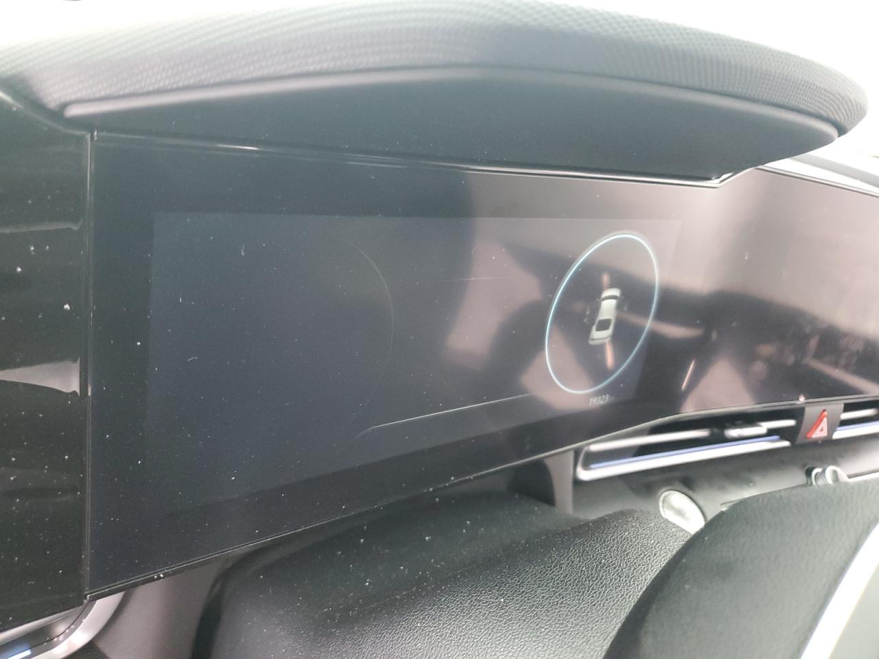 2024 Hyundai Elantra - Image 9