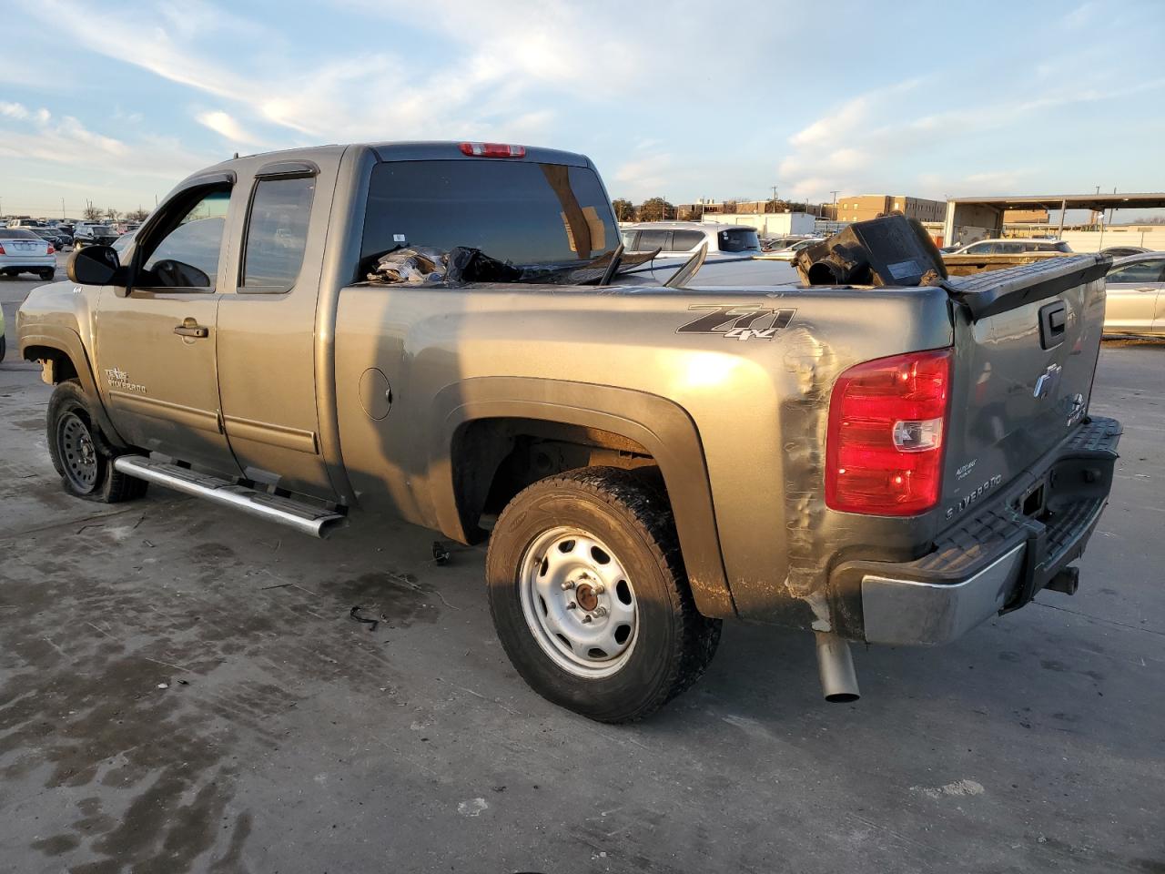 2011 Chevrolet Silverado - Image 2