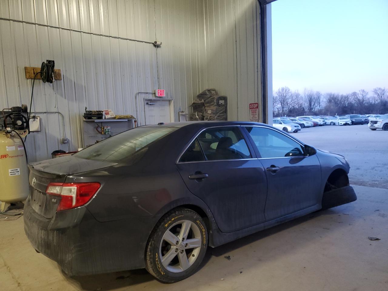 2012 Toyota Camry - Image 3