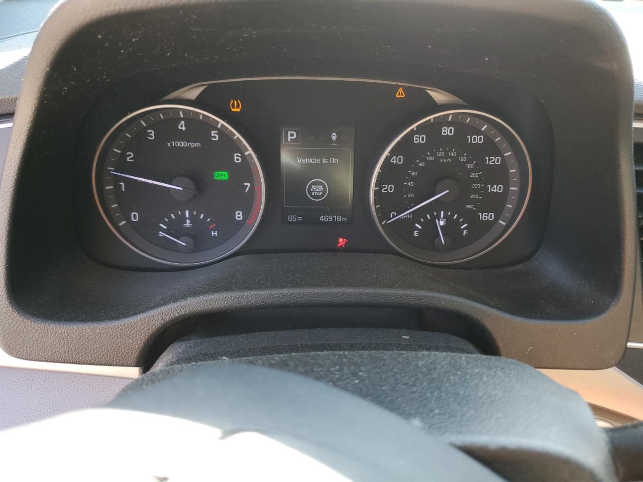 2018 Hyundai Elantra - Image 9