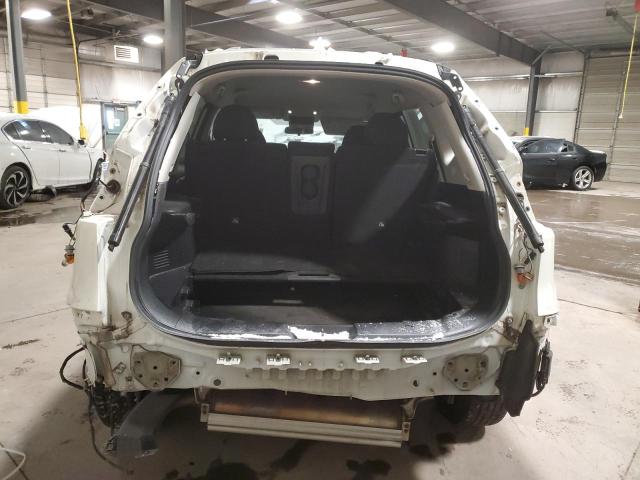  NISSAN ROGUE 2018 White