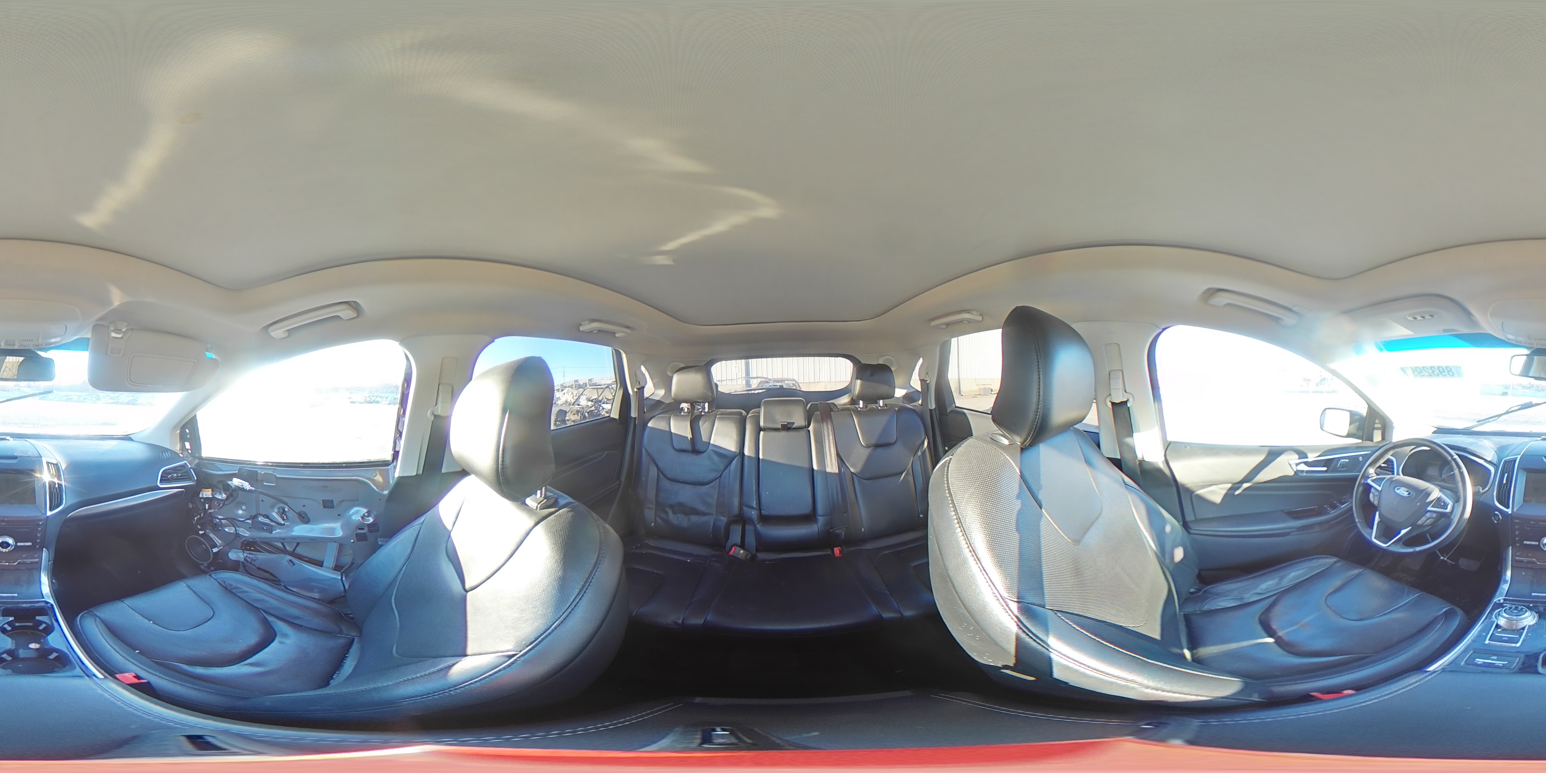 2019 Ford Edge - Image 14