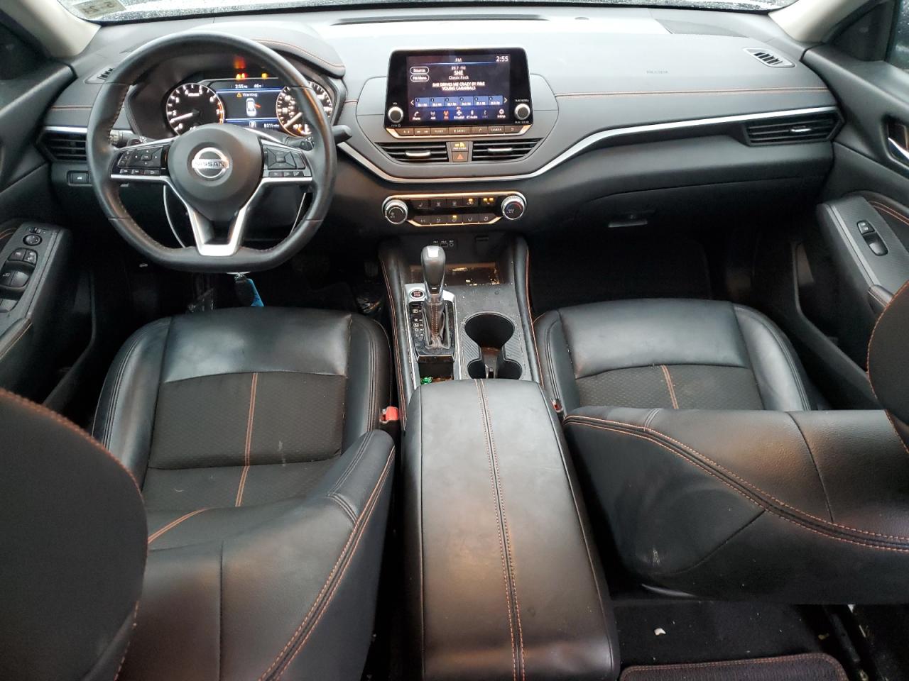 2019 Nissan Altima - Image 8