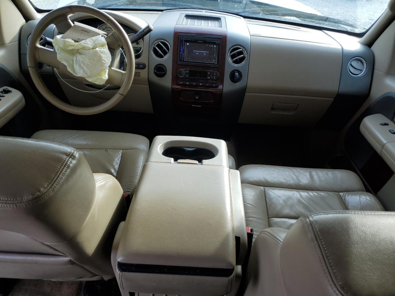 2005 Ford F-150 - Image 8