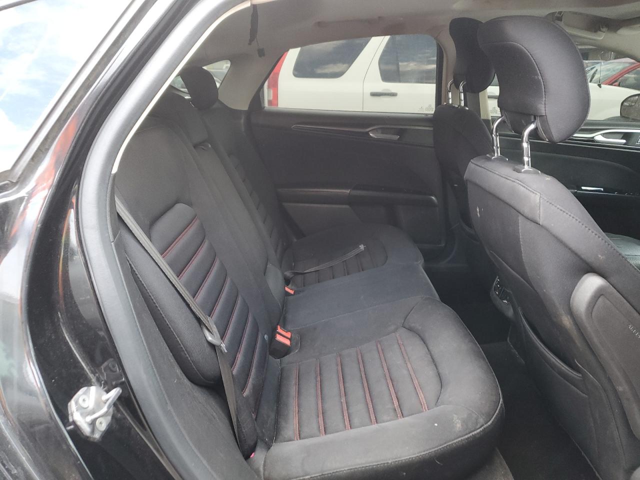 2013 Ford Fusion - Image 10