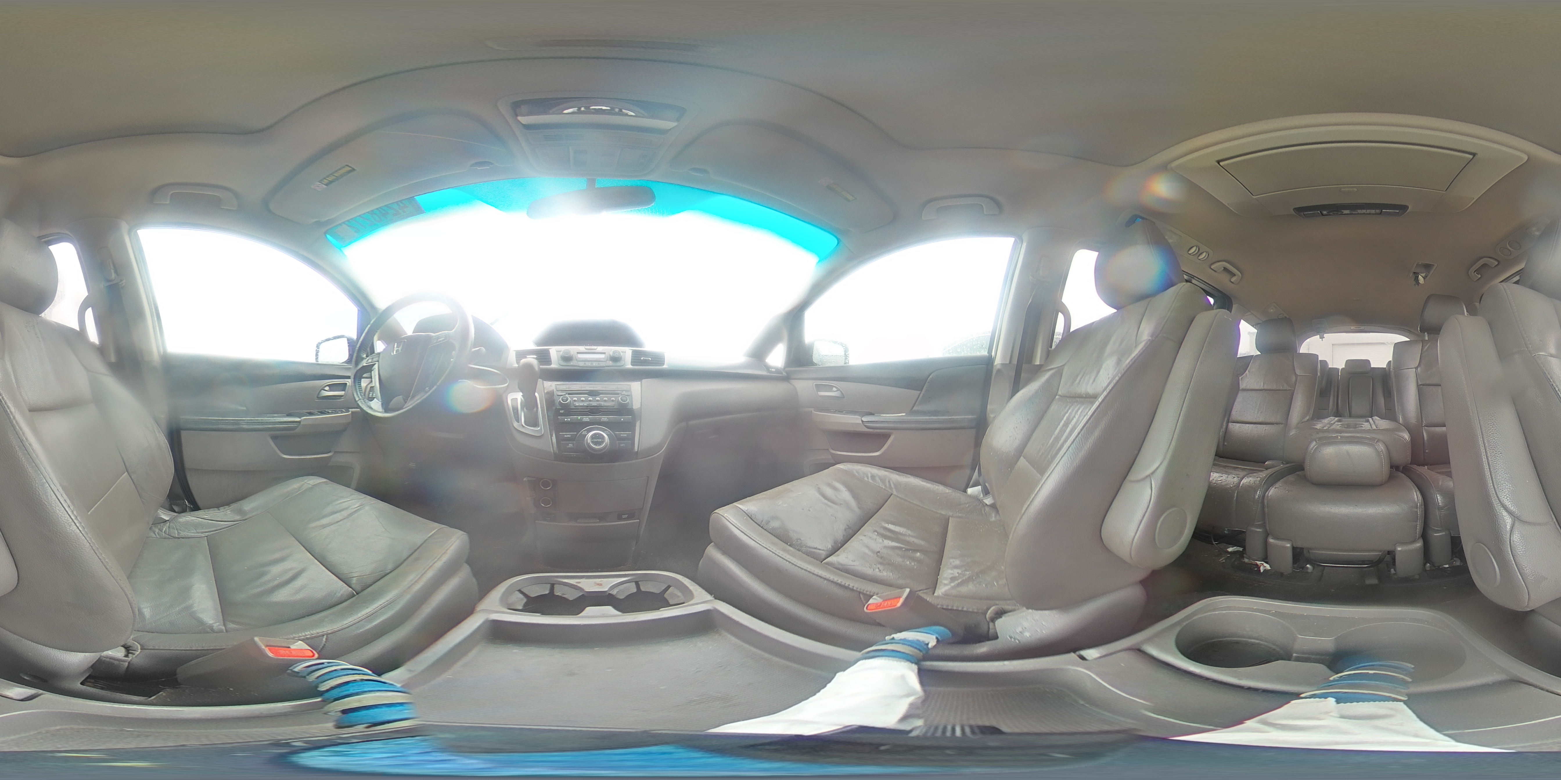 2012 Honda Odyssey - Image 16